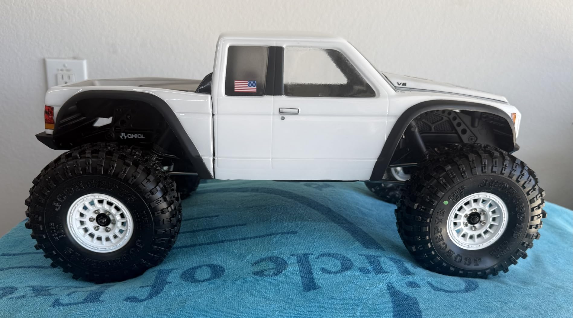 Pro-Line Racing 1/10 Coyote HP Clr Body 12.3 Wheelbase Crawlers PRO361700 Car/Truck Bodies Wings & Decals customer photo 1