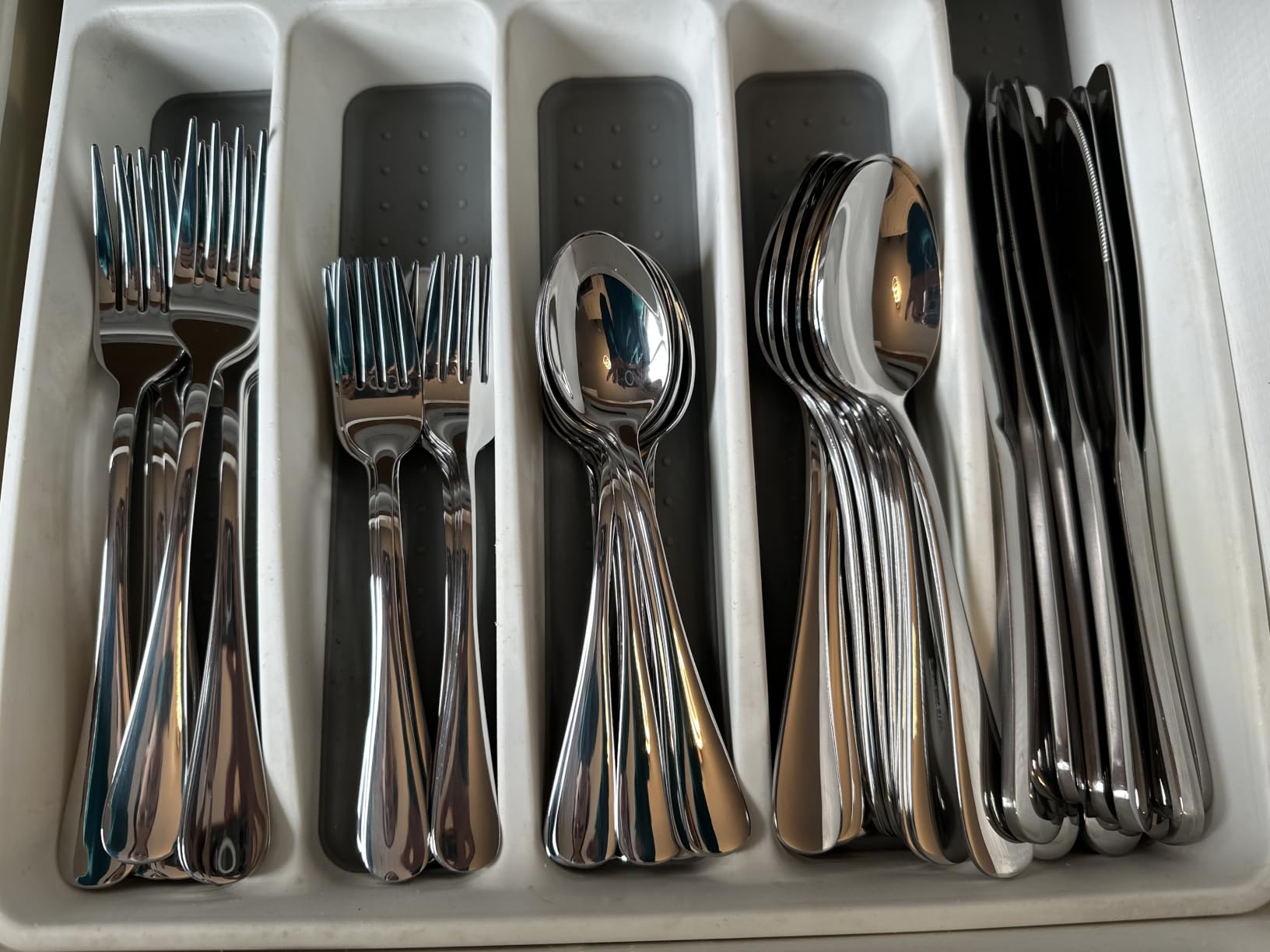 Silverware Set for 12, 60 Piece Stainless Steel Flatware Utensil Cutlery Set | Heavy Duty Steak Knife Fork and Spoon, Dishwasher Safe, Gift Package for Wedding Housewarming customer photo 2