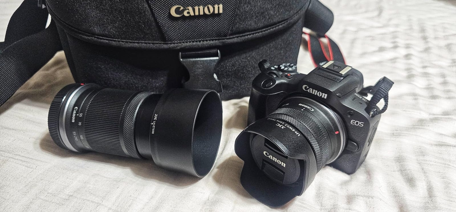 (1+1) Lens Hood for Canon R50 R100 Dual Lens Kit (RF-S 18-45mm F4.5-6.3 is STM and RF-S 55-210mm F5-7.1 is STM) Replaces ET-60B and EW-53 Lens Hood customer photo 1