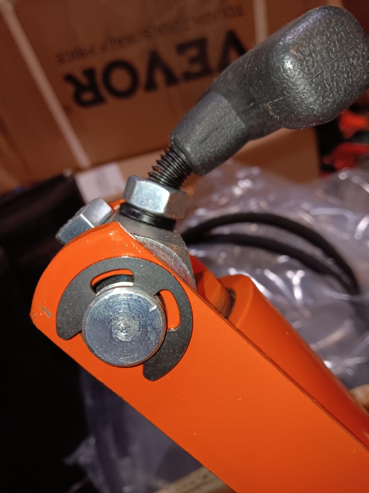 VEVOR Hydraulic Bead Breaker 10000PSI Tire Bead Breaker & Metal Foot Pump | Heavy-Duty Steel Bead Breaker Tool customer photo 1