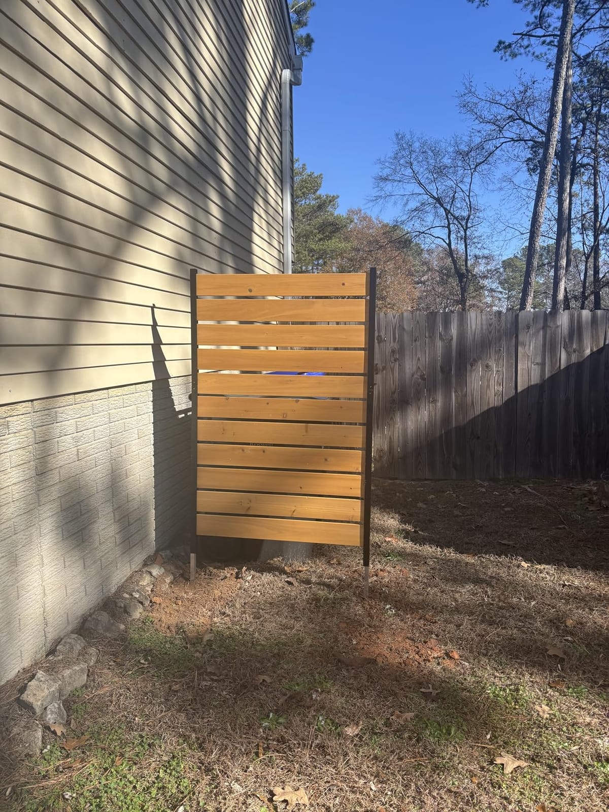 Enclo Concord Privacy Screen, Cedar Wood DIY No Dig Kit customer photo 1
