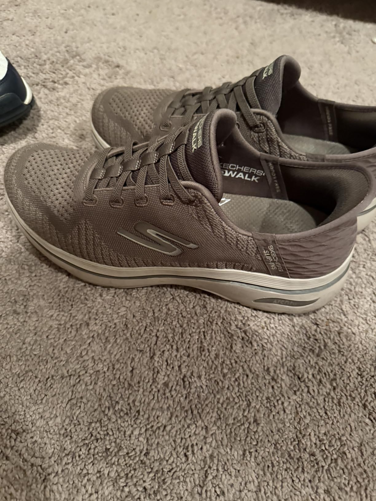 Skechers Men's Go Walk Arch Fit 2.0 Grand Select customer photo 2