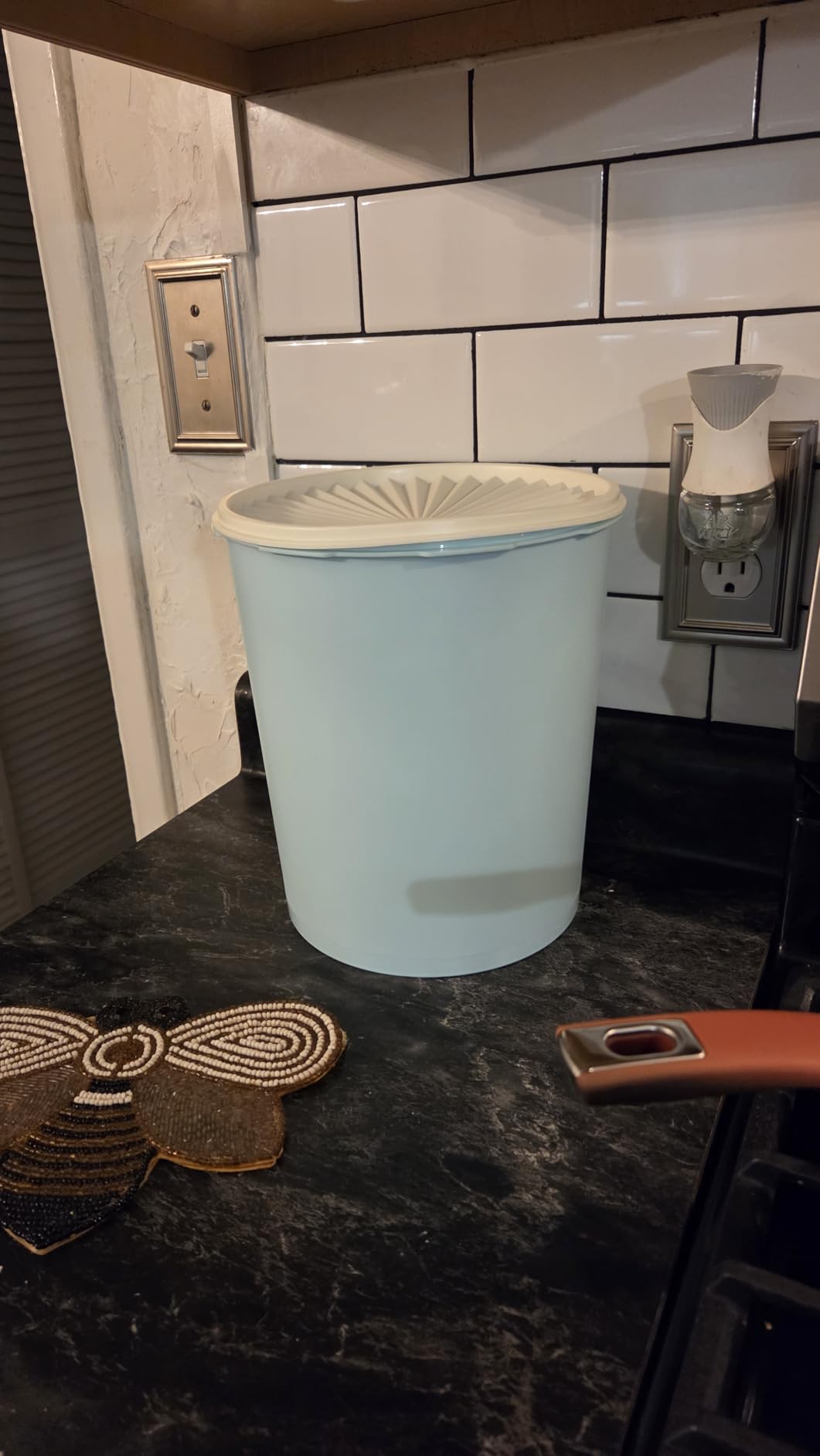 Tupperware Heritage 10-Piece Pastel Tall Canister Set (5 Containers+5 Lids) customer photo 1