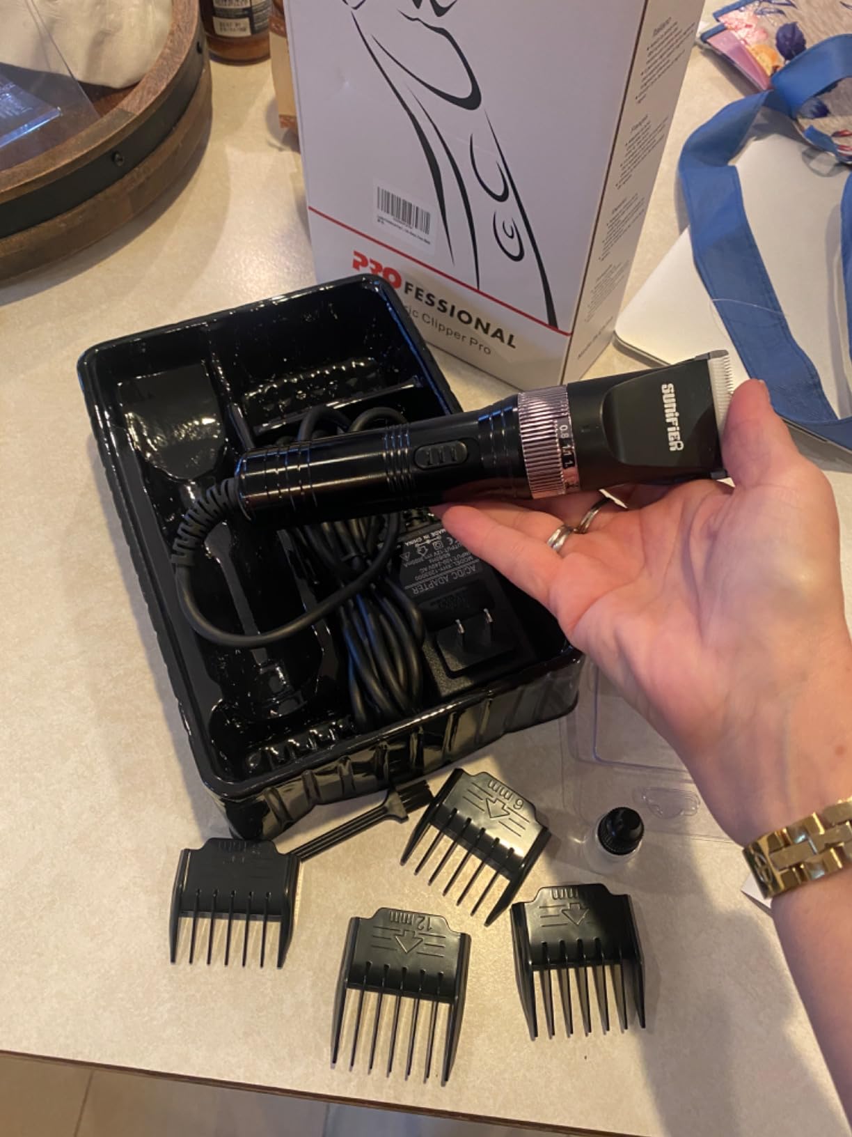 Professional Dog Grooming Clippers for Thick Coat - Dog Hair Trimmer for Grooming Kit- Sheep Shears for Thick Hair - Pet Grooming Clippers for Dogs, Cats, Sheeps, Horse (Black) customer photo 1