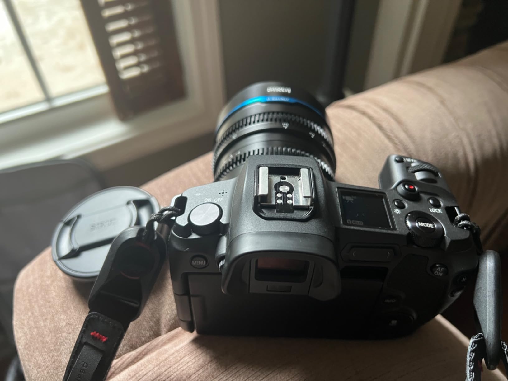 SIRUI Night Walker 35mm S35 Manual Focus Cine Lens, T1.2 Large Aperture RF Mount Lens for RED Komodo, R7, R10, C70, R50 customer photo 2