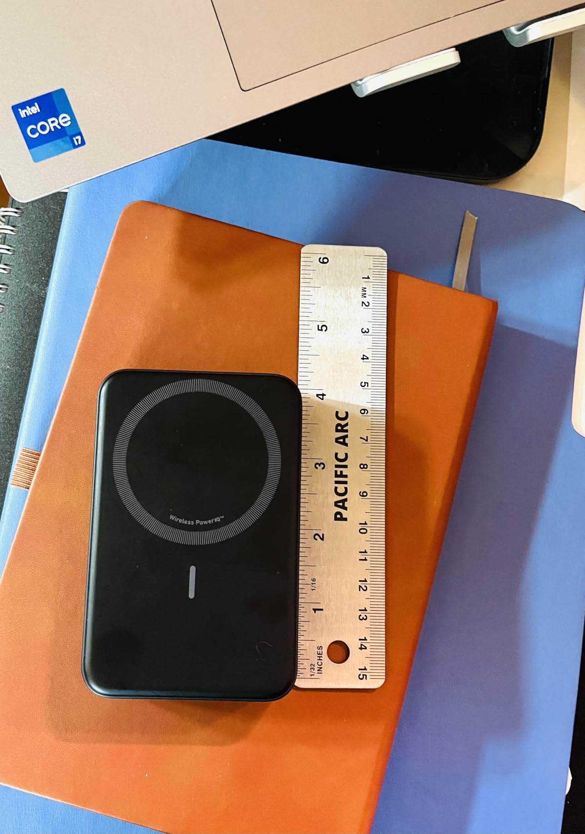 Anker MagGo Power Bank, 10,000mAh Qi2-Certified 15W Max Portable Charger | Fast MagSafe-Compatible Battery Pack, Smart Display, Foldable Stand, for iPhone 16 / 15 / 14 / 13 Only (USB-C Cable Included) customer photo 1
