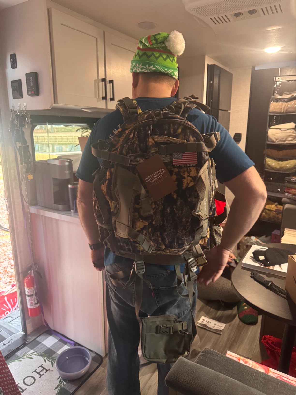 YVLEEN Hunting Backpack, Waterproof Camo Hunting Pack for Men, Large Capacity Day Pack for Rifle Bow Gun customer photo 1