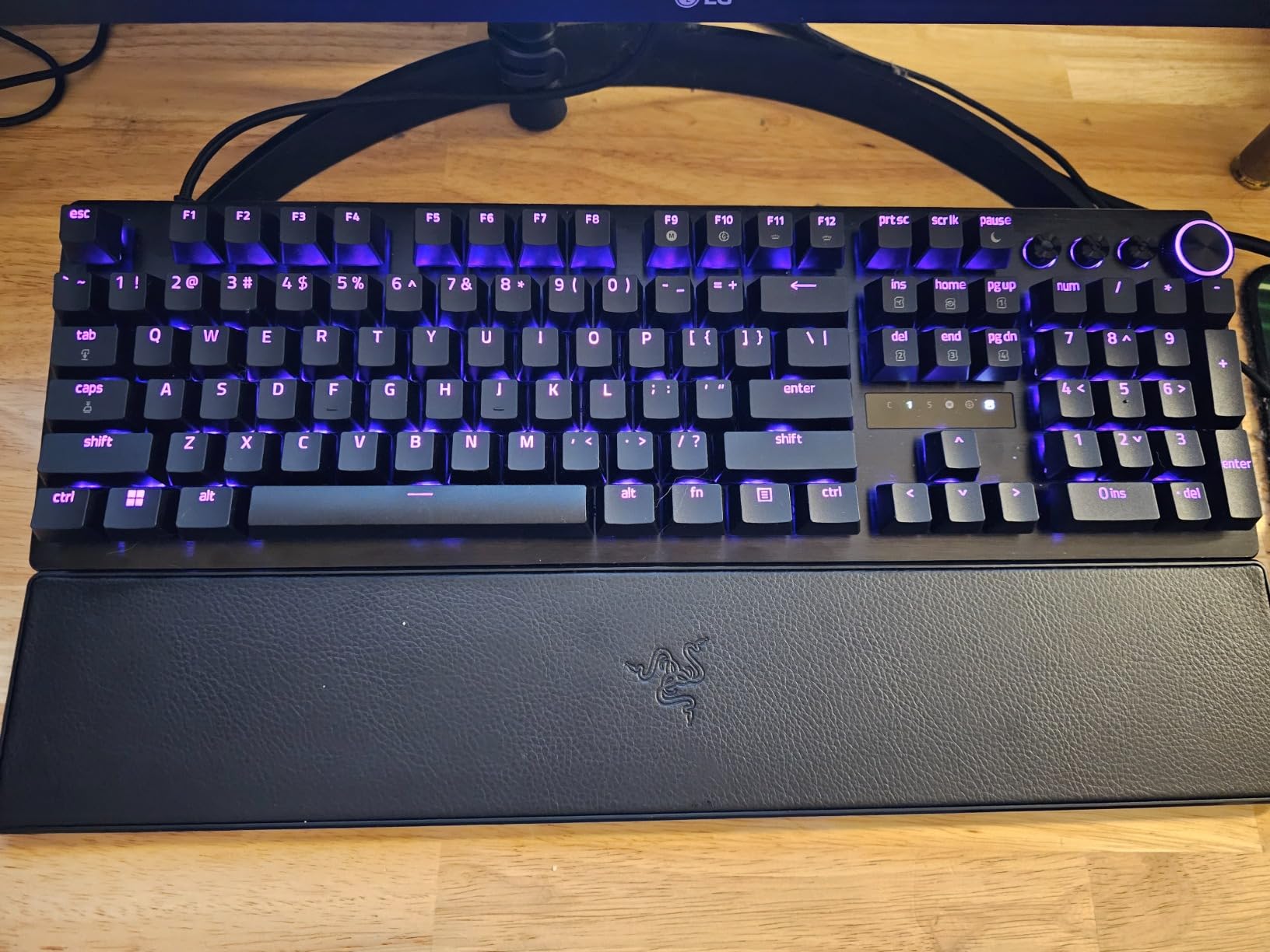 Razer Huntsman V3 Pro Esports Gaming Keyboard, Black customer photo 1