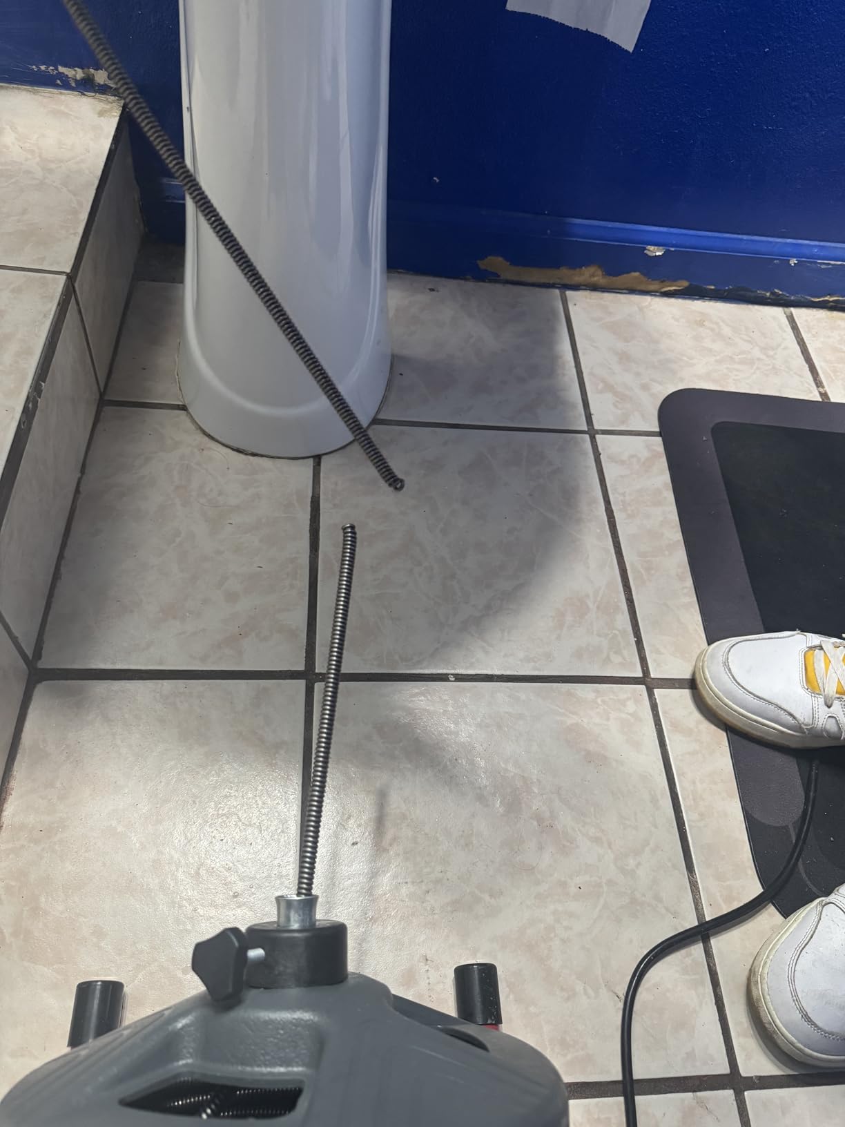PIONEERWORKS 50Ft x 5/16 Inch Drain Cleaner Machine, Electric Drain Auger Professional for 3/4 to 3 Inch Pipes, Foot Switch with 6 Cutters, Glove, Drain Auger Cleaner Sewer Snake - DA04 customer photo 1