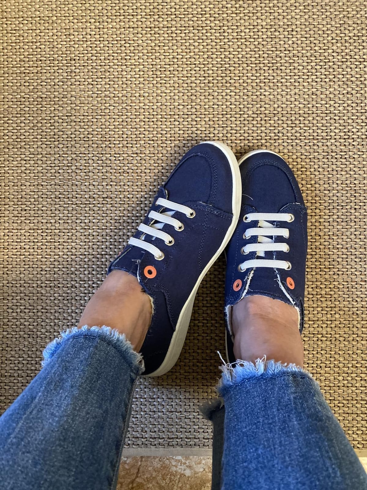 Vionic Pismo Women's Casual Supportive Sneaker customer photo 1