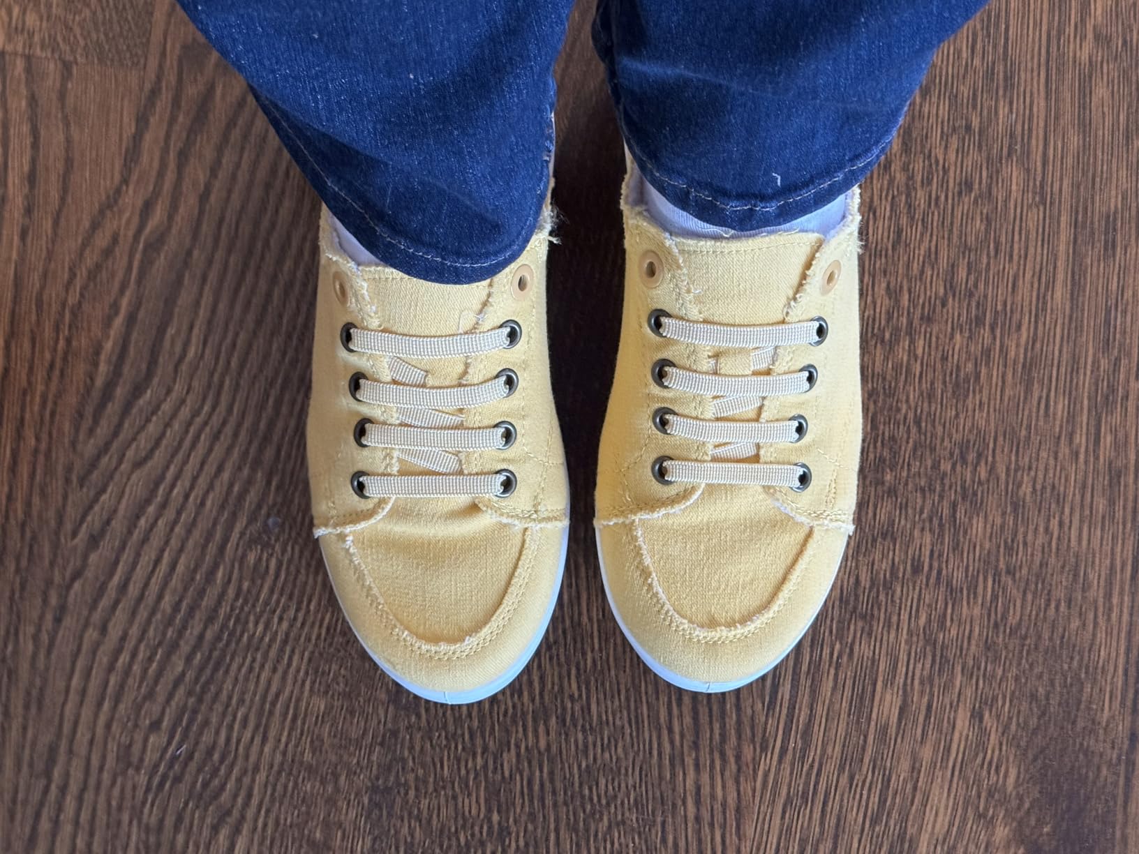 Vionic Pismo Women's Casual Supportive Sneaker customer photo 2