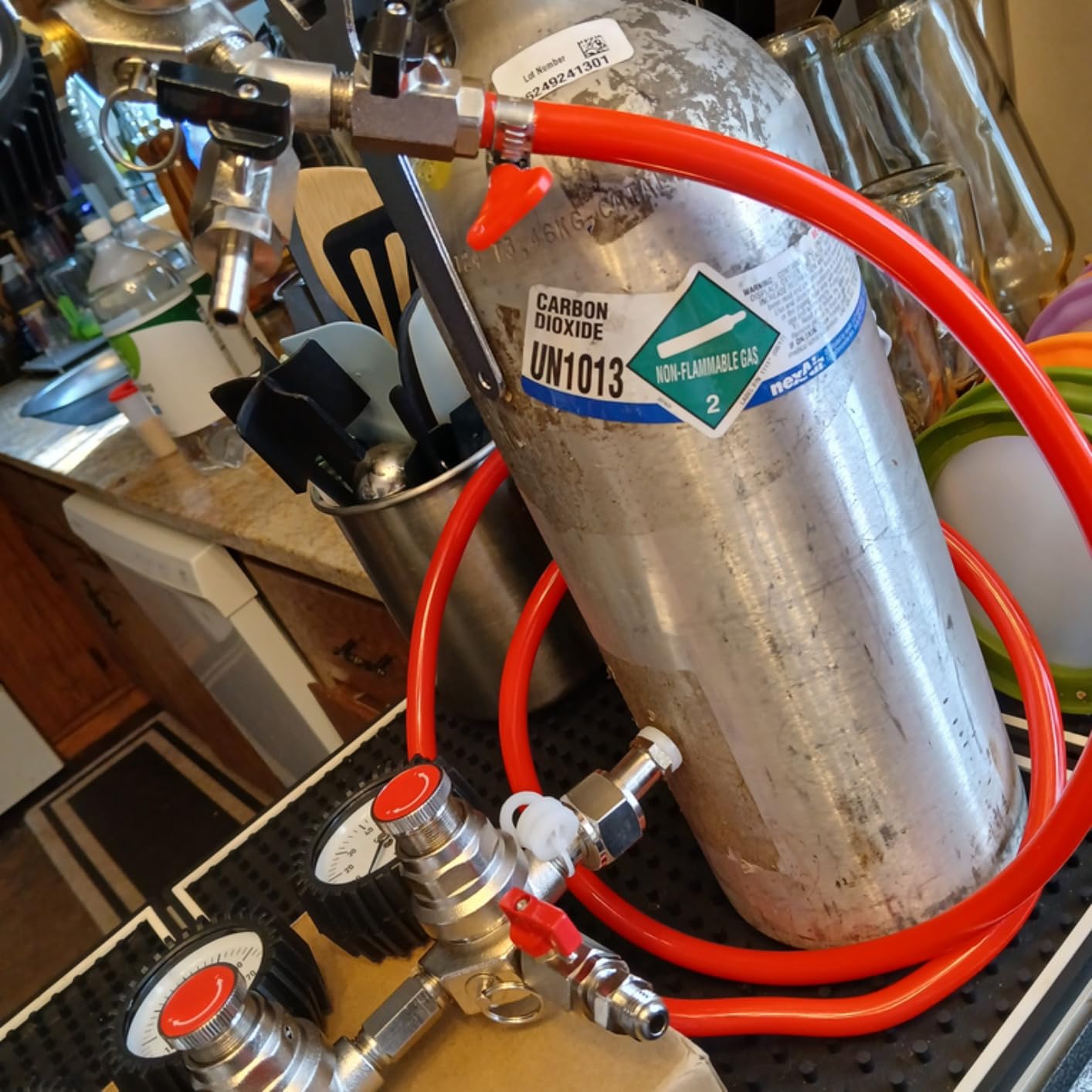 SPARC Gen2 Premium CO2 Regulator for Kegerator - C02 Keg Regulator for Beer | Soda, Bars, Kombucha with Integrated Safety Pressure Relief Valve - CGA320 2YR USA Warranty customer photo 2
