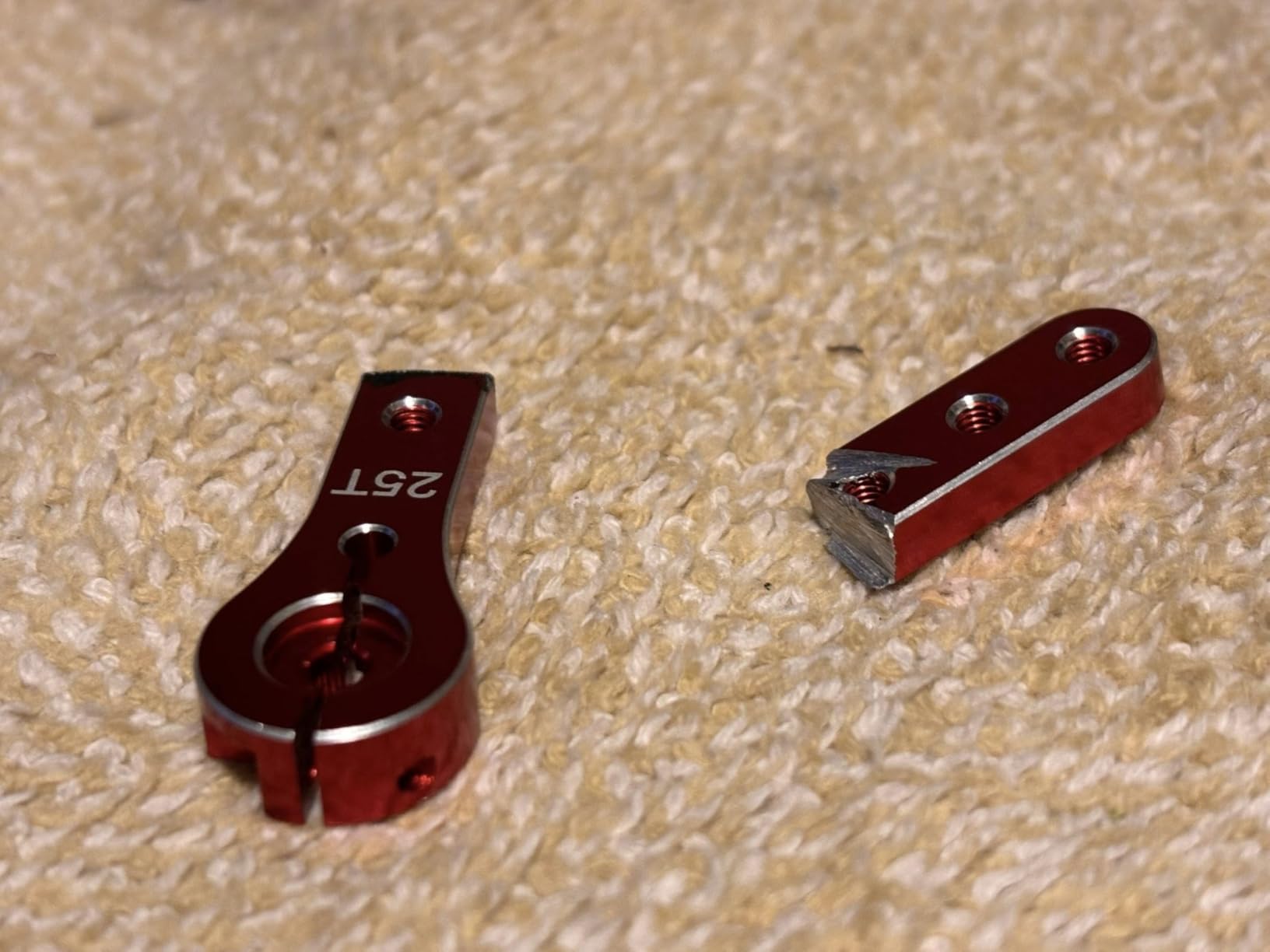 2pcs Servo Horn 56mm Metal 25T Metal Servo Arm Extension Servo Horn for 30-100CC Balsa Airplanes 1/10 RC Crawler Car Boat Futaba HSP Wltoys Axial SCX10 Parts customer photo 2