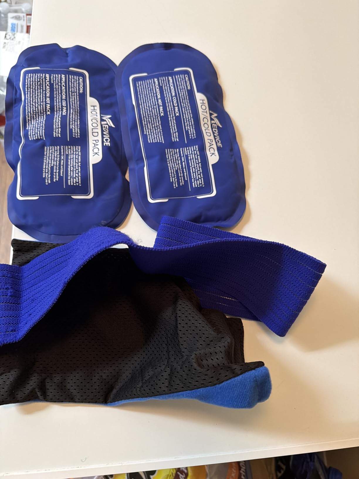 Medvice Knee Ice Pack Wrap with Cold Compression for Pain Relief, Swelling customer photo 1