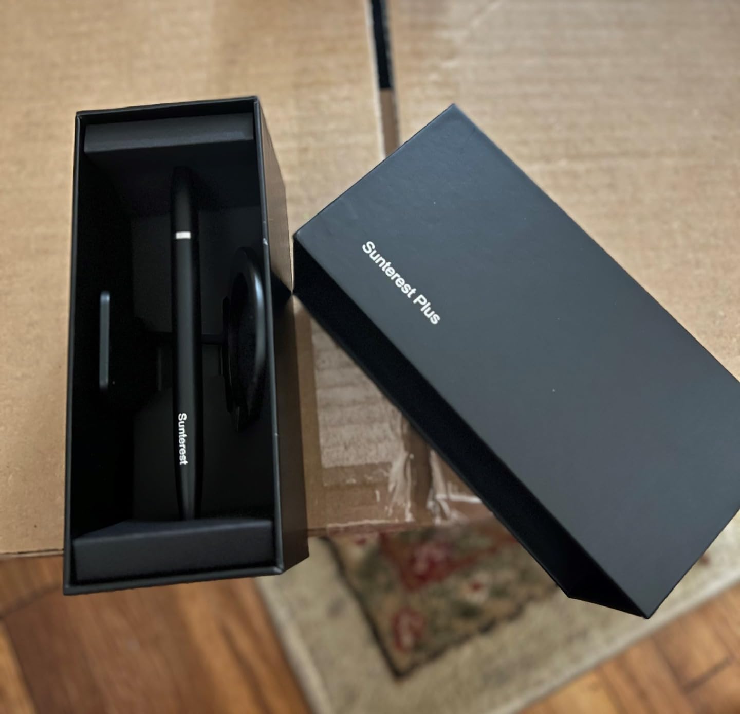 Magnetic Levitation Gel Ink Pen, Metal Luxury Gifts for Men & Women, Futuristic Floating Fidget Pen, Cool Tech Gadgets, Unique Office Desk Accessories for Him Dad Boss Teacher (Black) customer photo 2