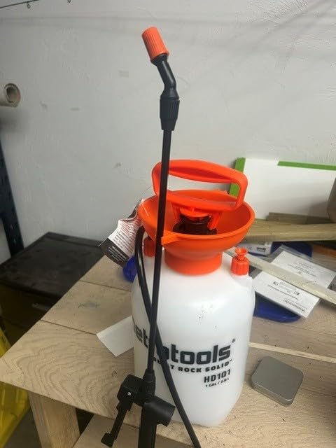 PetraTools HD101 Garden Pump Sprayer, 52-in Long Hose & 2 Nozzles, 1 Gallon | Weed Sprayer 1 Gallon w/ Easy Carry Handle & Built-In Filters customer photo 2