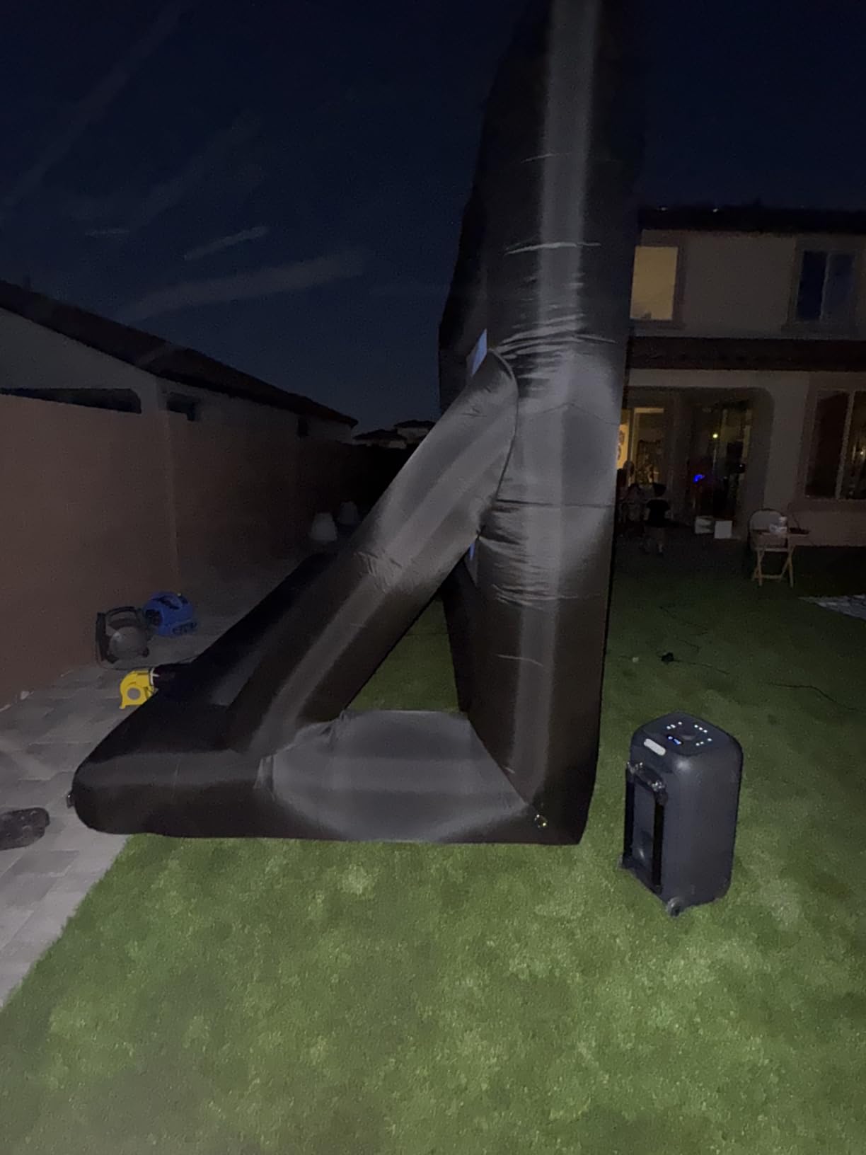 Inflatable Projector Screen, 30FT Blow Up Movie Screen Outdoor Projector, Easy Set Up One-Piece Design Front & Rear Projection with Air Blower for Outside Backyard Family Movie Night Pool Party customer photo 2