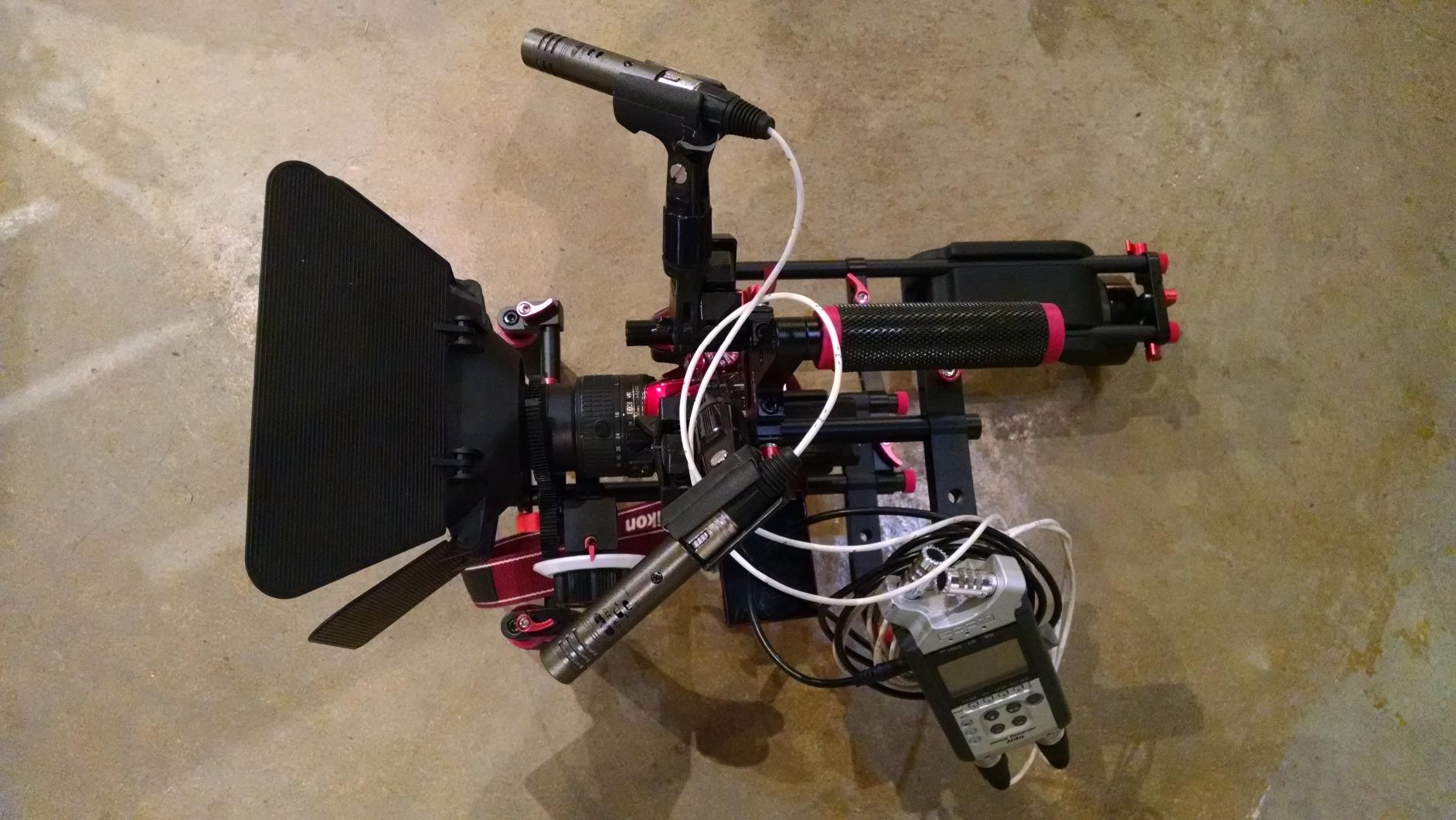 NEEWER Shoulder Mount Video Rig with Arca Quick Release DSLR Camera & Camcorder Mounting, Dual Handles 15mm Rods (16