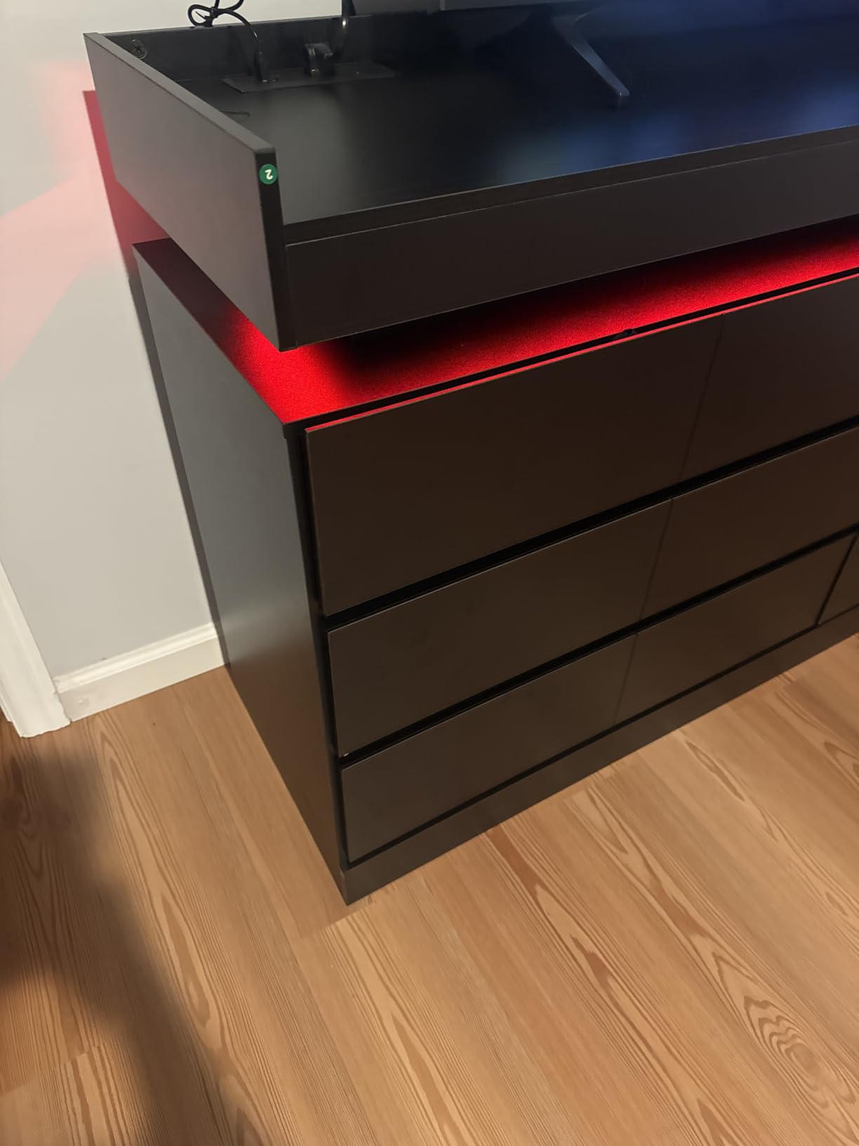 Gyfimoie 6 Drawer Dresser with Power Outlet, Dresser with LED Light | Modern Chest of Drawers for Closet, Wide Drawer Organizer Cabinet for Bedroom, Living Room customer photo 1