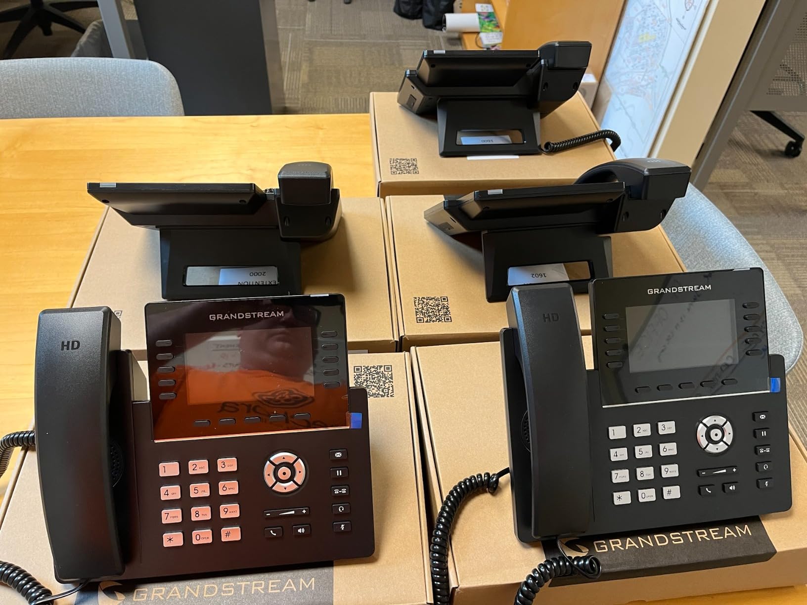 Business Phone System - Mission Machines G400C with Grandstream GXP2615 Phones, Includes 3 Months of Free Z-Cloud Phone Service AI-Ready VoIP Solution for Office Home, Mobile and PC (4 Phone Bundle) customer photo 1