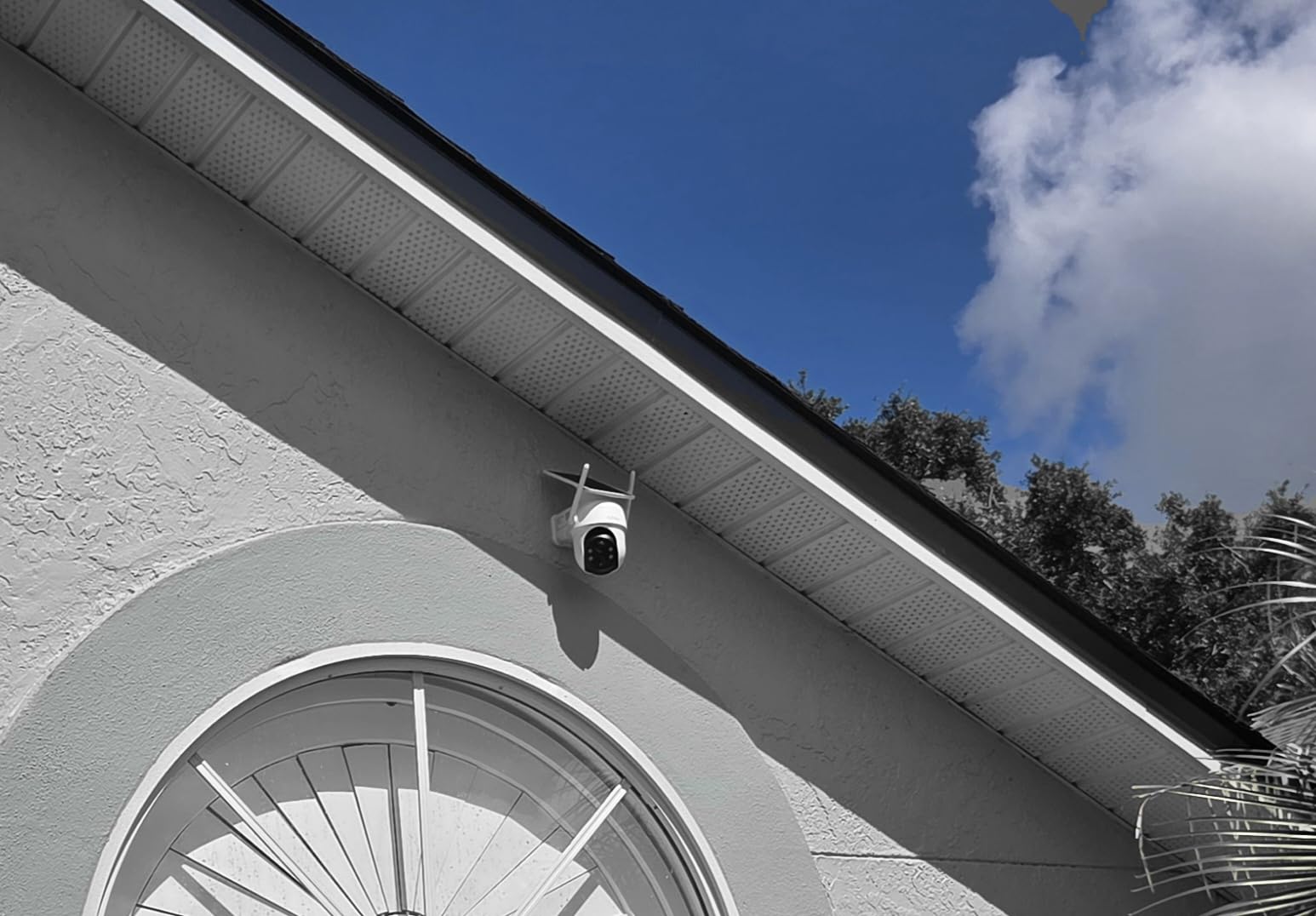 aosu D1 Classic 4-Cam Kit, Security Cameras Wireless Outdoor, Solar Powered | No Subscription Required, 32GB Build-in Storage, 360° Auto Tracking, Solar Powered, 3MP Color Night Vision, Easy Install customer photo 1