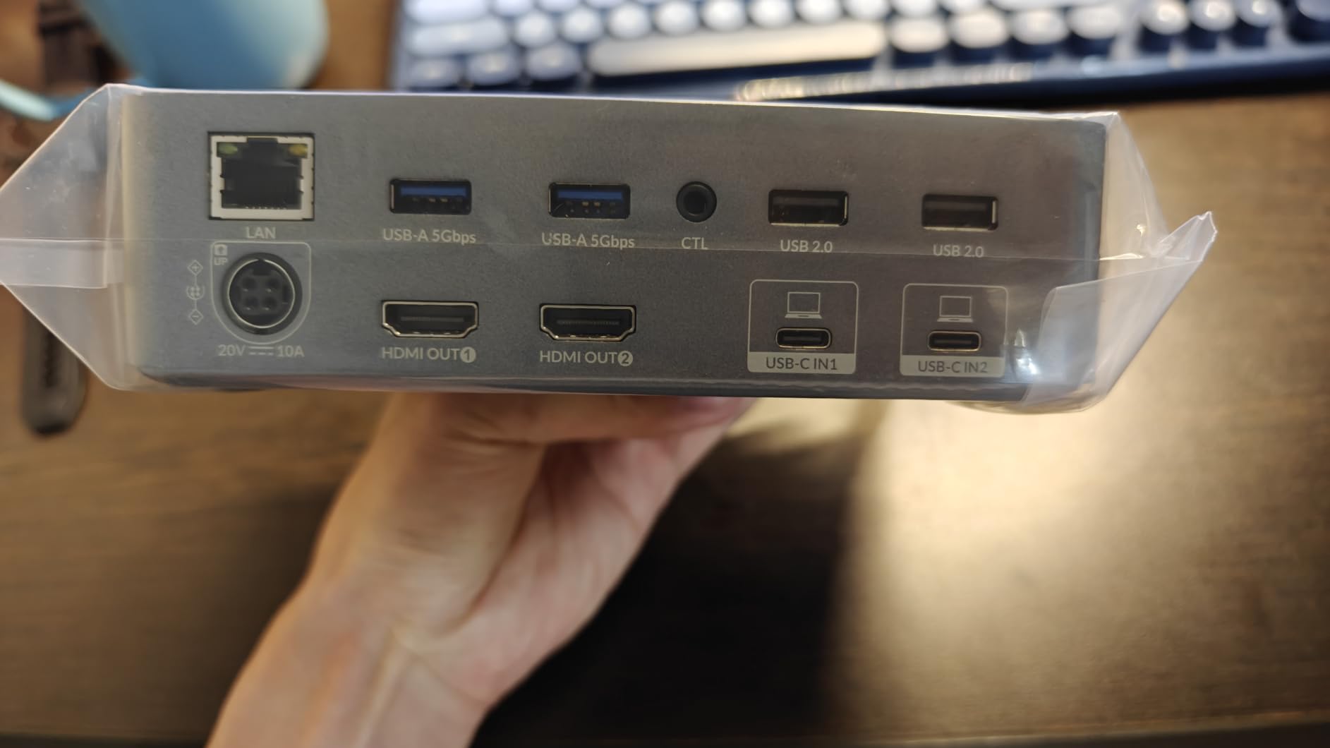 AV Access KVM Switch Dock 2 Monitors 2 Laptops, 4K KVM Switch Dual Monitor | 2 USB C MST Ports, 60W PD for Each PC, 1G Ethernet, EDID Emulation, 2K@144Hz, 1080P@240Hz, Plug & Play, Ideal for Home Office customer photo 2
