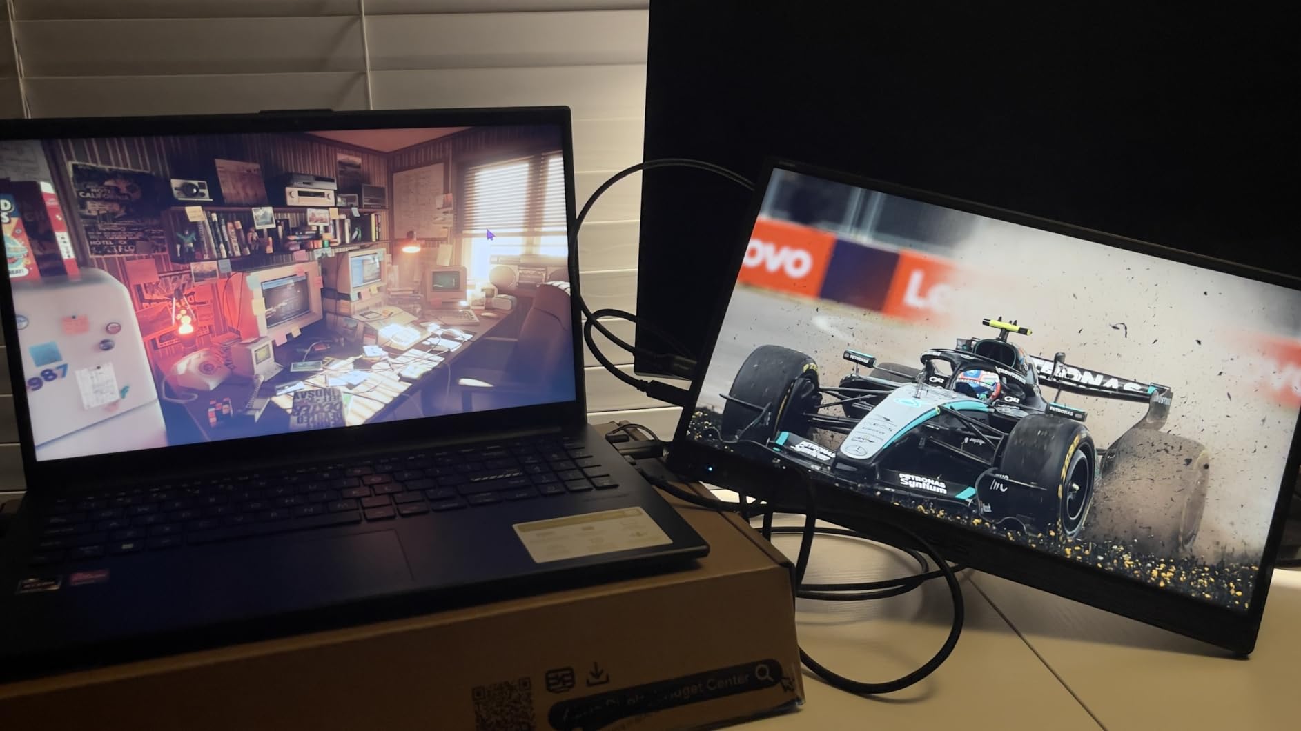 ASUS ZenScreen 15.6