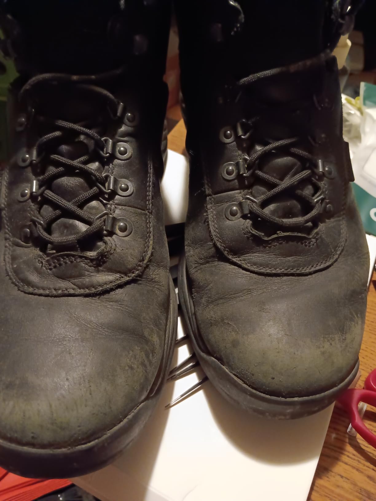 Timberland Men's White Ledge Mid Waterproof Hiking Boots customer photo 2