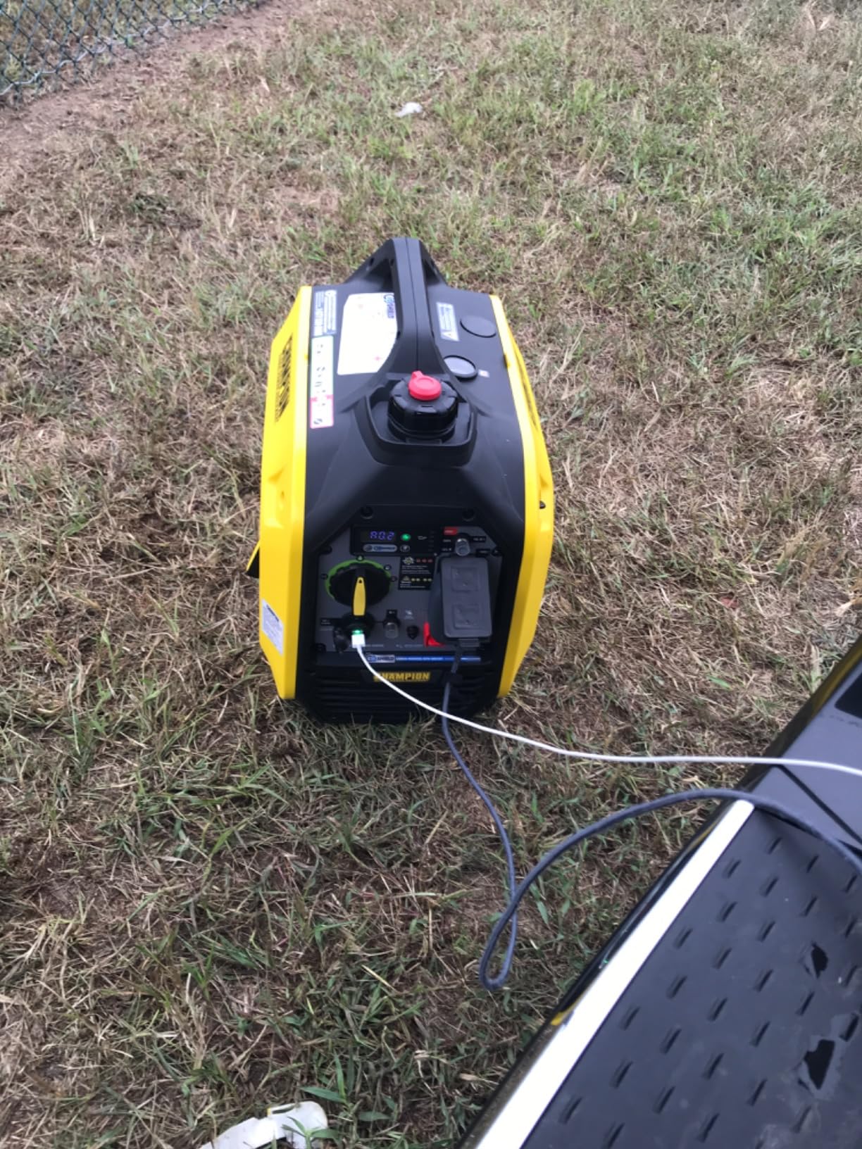 Champion 2500-Watt Ultralight Portable Inverter Generator | Gas Powered, Recoil Start, Parallel Ready, Quiet Technology, Free 3-Year Warranty customer photo 2