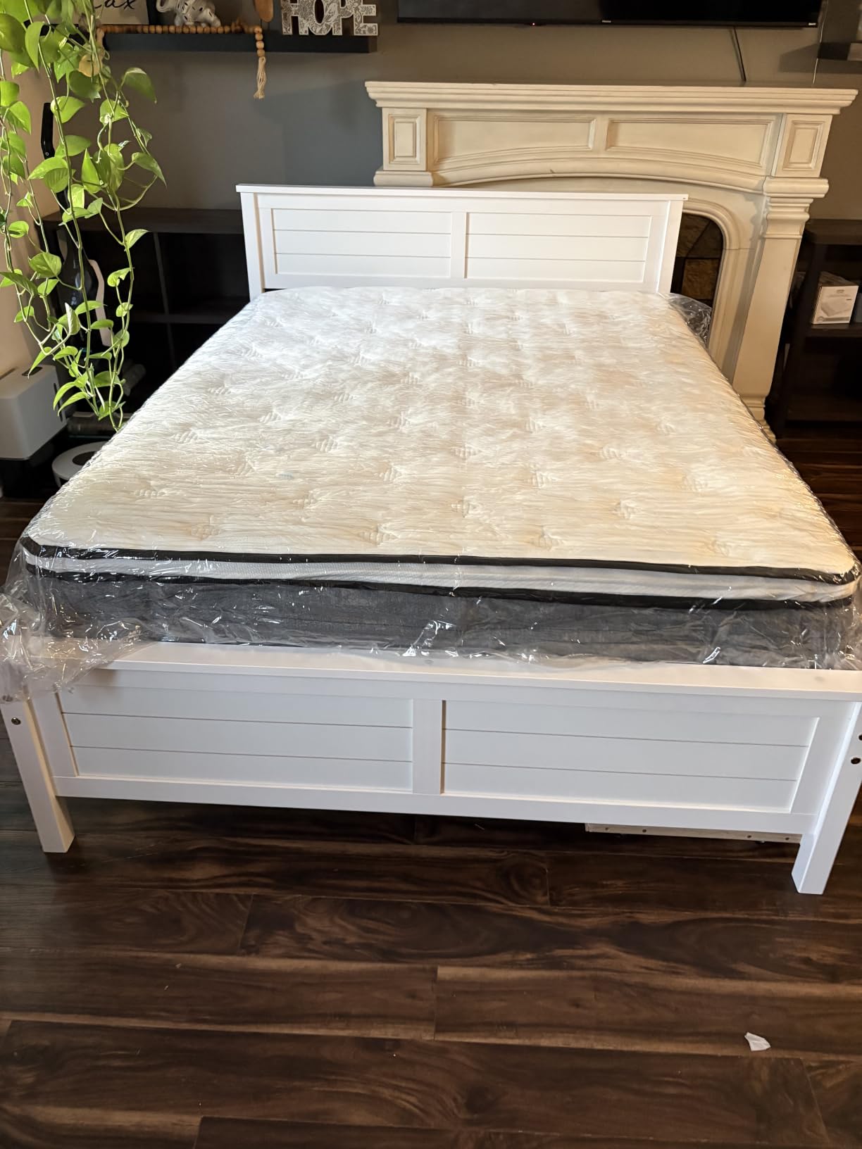 Giantex Wood Twin Bed with 2 Storage Drawers, Solid Wood Platform Bed with Headboard, Wooden Slats Support Mattress Foundation, No Spring Needed, Twin Bed Frame for Kids, Teens, Adults, White customer photo 2