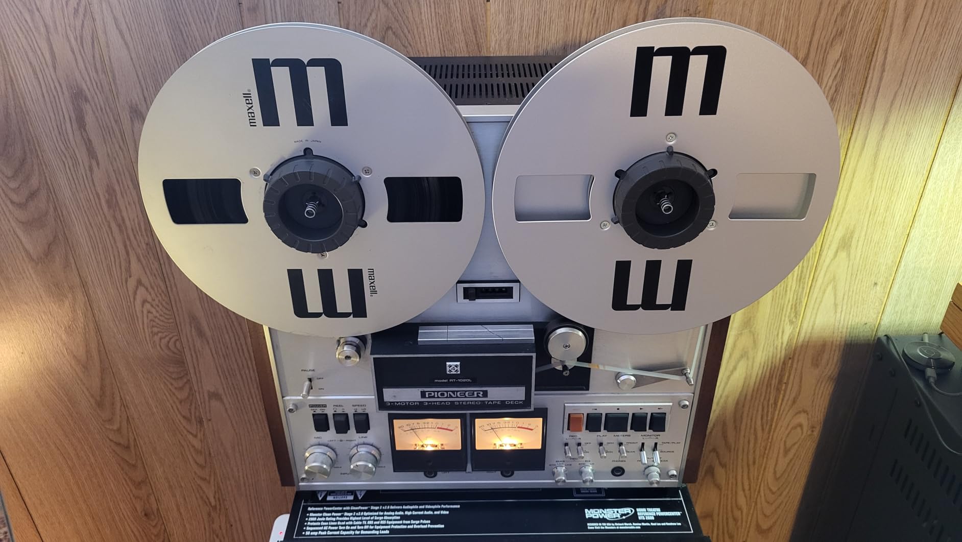 1/4 10.5 Inch Empty Tape Reel, Universal 4 Holes Reel to Reel Hub for Nab, 1/4 Inch Open Reel Tape for Recording Open Reel Takeup Reel Machine customer photo 1