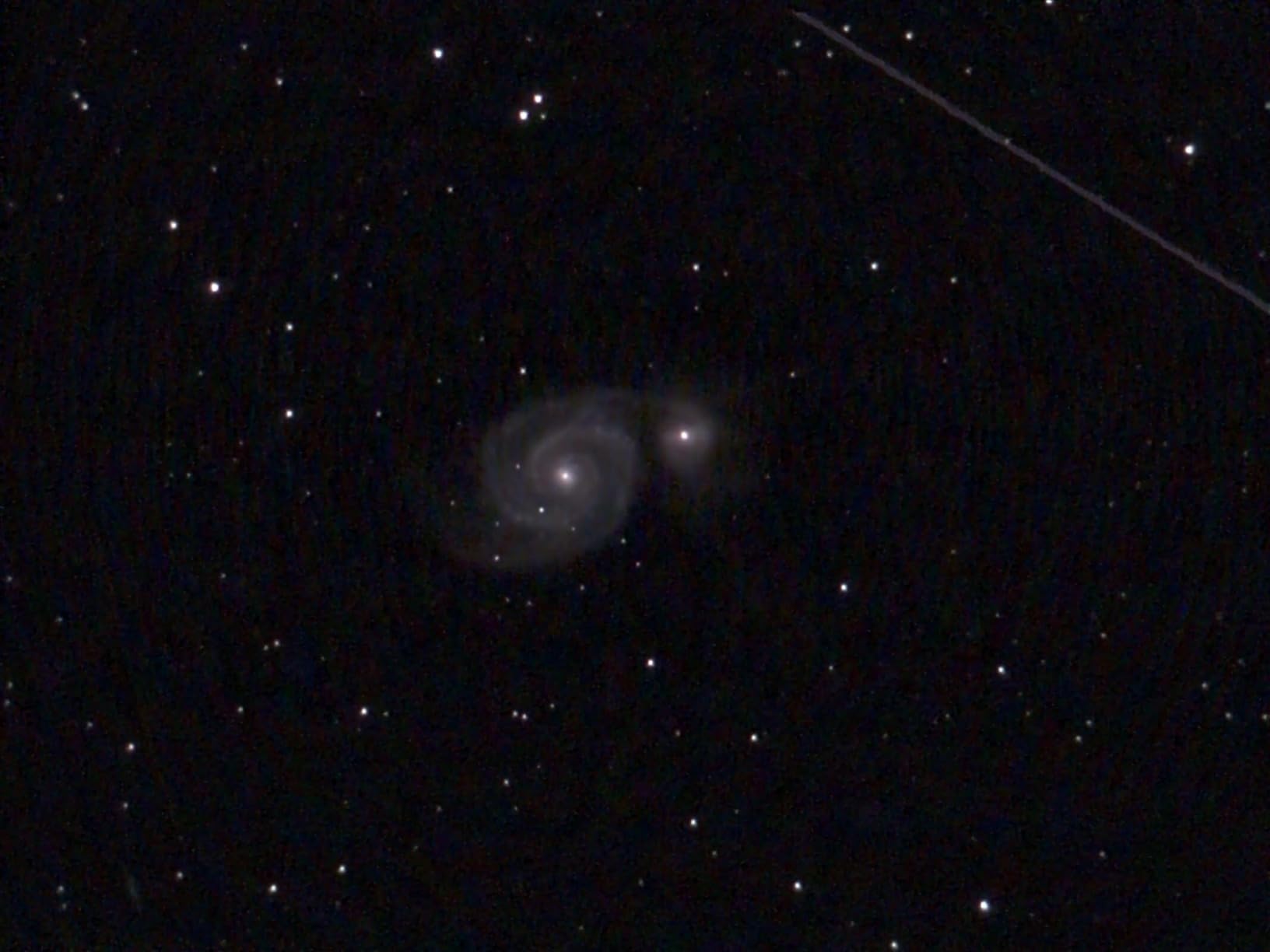 Odyssey - UNISTELLAR Smart Telescope (no Eyepiece), 85mm f/3.9 (320mm) Digital & Computerized, App-Controlled Motorized Alt-Az, Enhanced Vision, RAW/FITS Export, 64GB, Tripod, 5h Battery (Black) customer photo 1