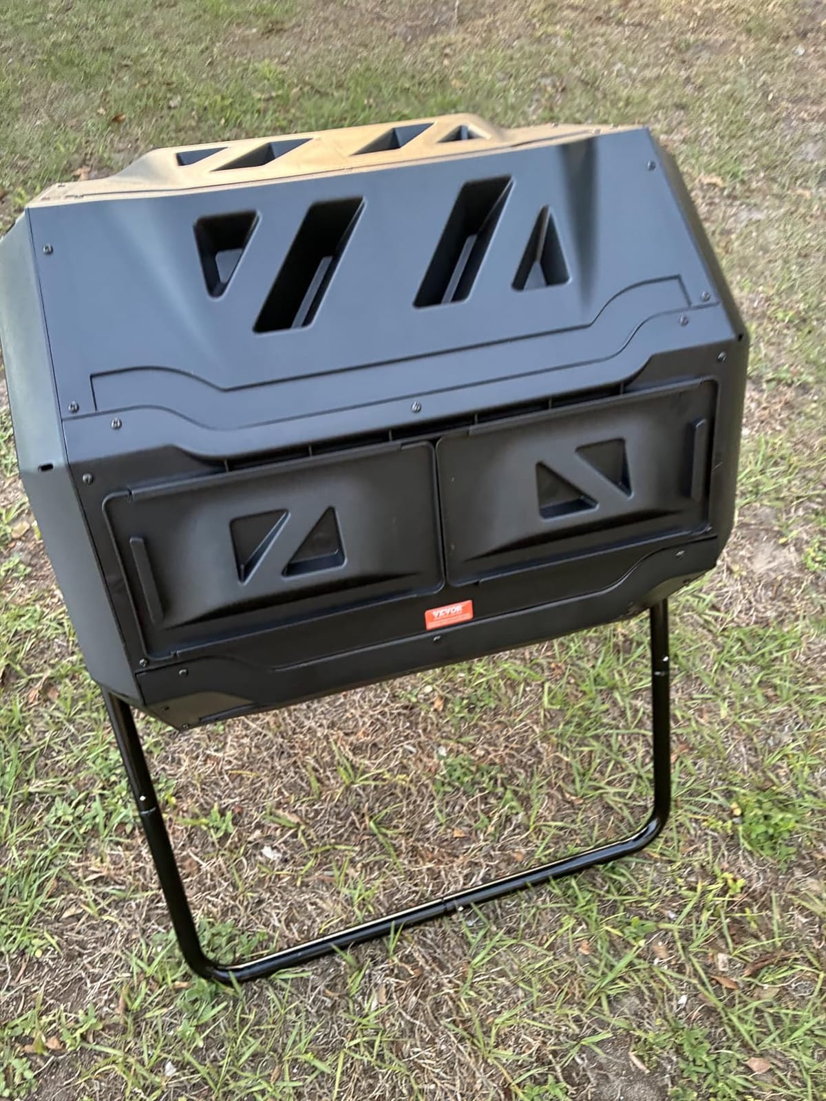VEVOR Compost Bin, 43-Gal Dual Chamber Composting Tumbler customer photo 2
