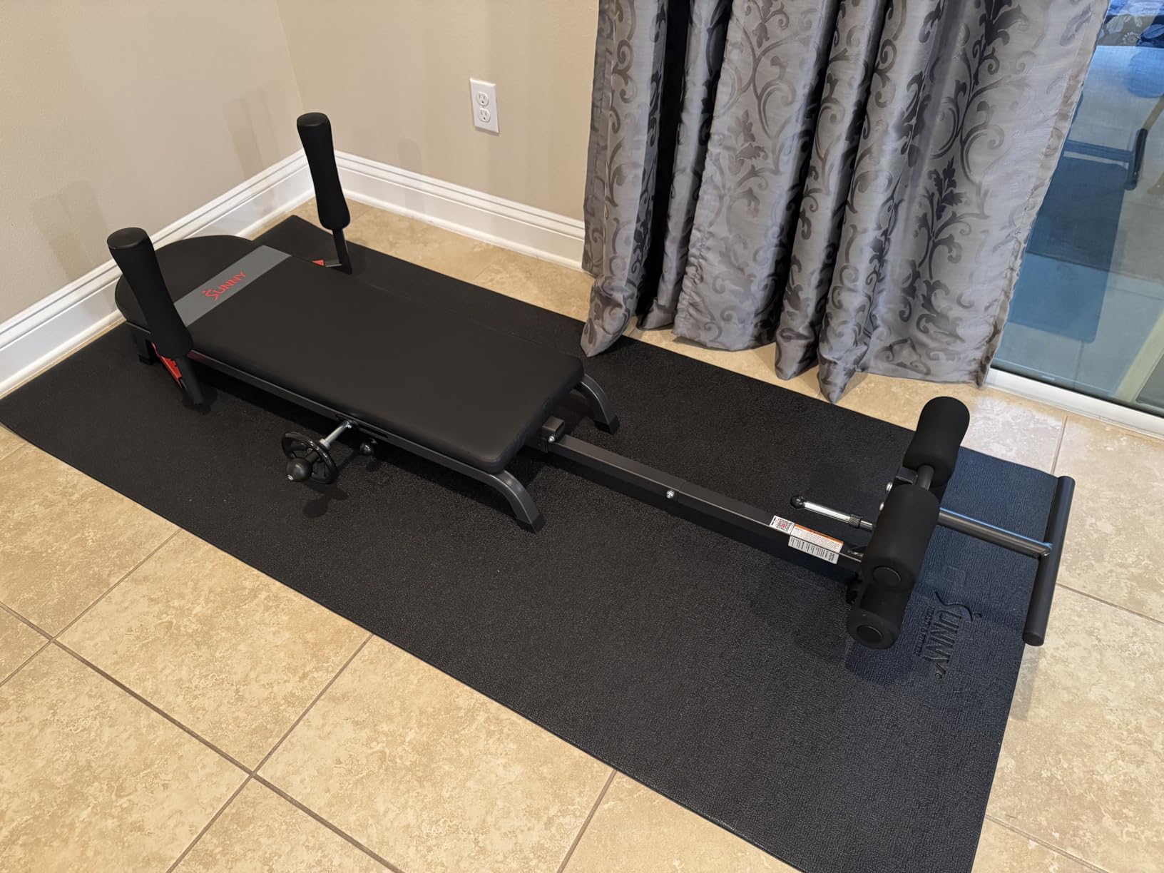 Sunny Health & Fitness Decompression Stretch Table for Back Pain Relief | No-Hang Inversion Therapy, 400LB Capacity, Precise Stretch Control customer photo 1