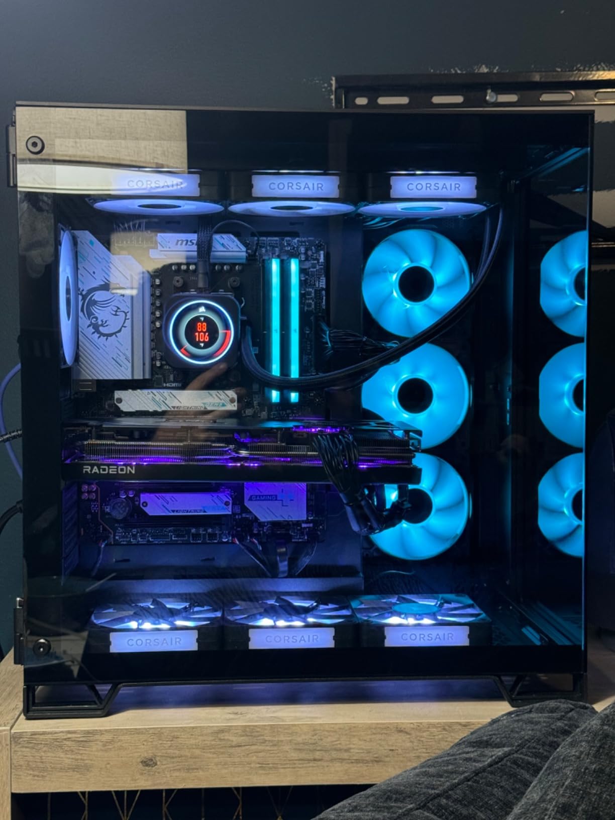 MSI X670E GAMING PLUS WIFI Gaming Motherboard (AMD Ryzen 9000/8000/7000 Series Processors, AM5, DDR5, PCIe 5.0, SATA 6Gb/s, M.2 slots, USB 3.2 Gen 2, Wi-Fi 6E, Bluetooth 5.3, 2.5Gbps LAN, HDMI/DP,ATX) customer photo 1