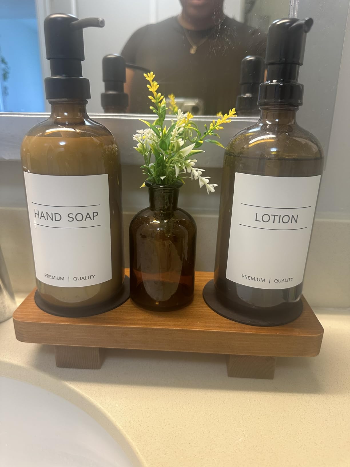 Kitchen Soap Dispenser Set with Wood Riser Tray, Amber Glass Soap Dispenser with Stainless Steel Pump, Hand and Dish Soap Dispenser Set for Kitchen, Soap and Lotion Dispenser Bathroom Decor (Amber) customer photo 1