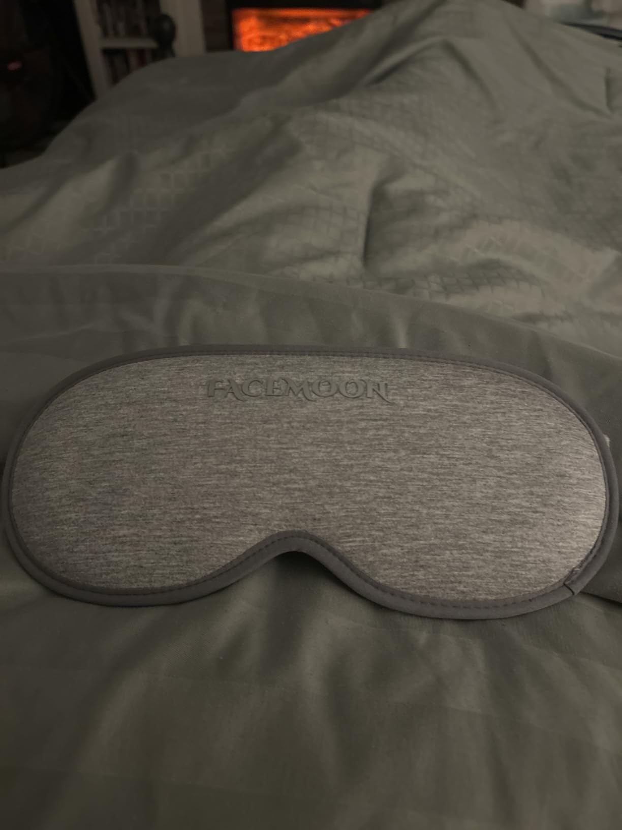 FACEMOON 3D Blackout Weighted Sleep Mask for Women, Nurse Essentials, Pink customer photo 1
