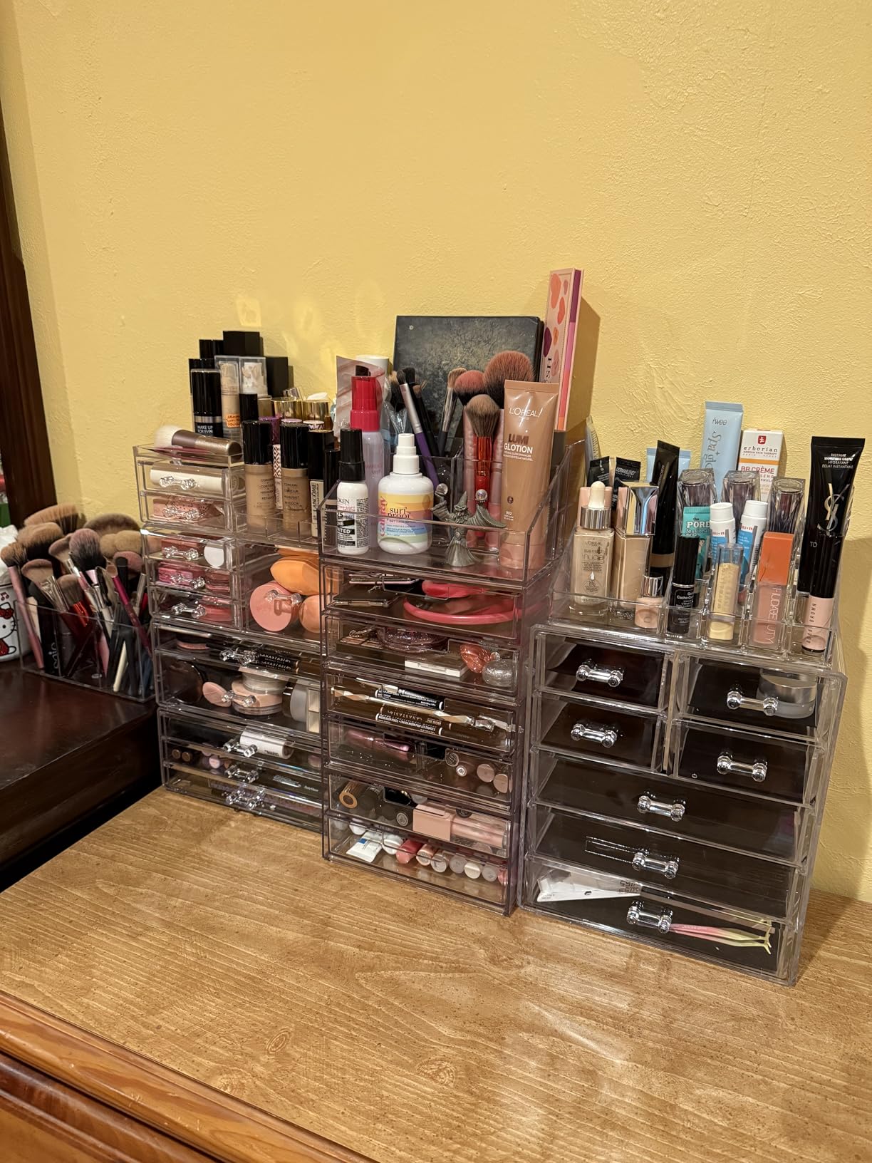 Acrylic Clear Makeup Organizer Countertop,Stackable Skincare Organizer for Vanity With 8 Drawers,Large Plastic Desk Accessories Organization,Bathroom Cosmetic Organizer Countertop for Beauty,Skin Care customer photo 1