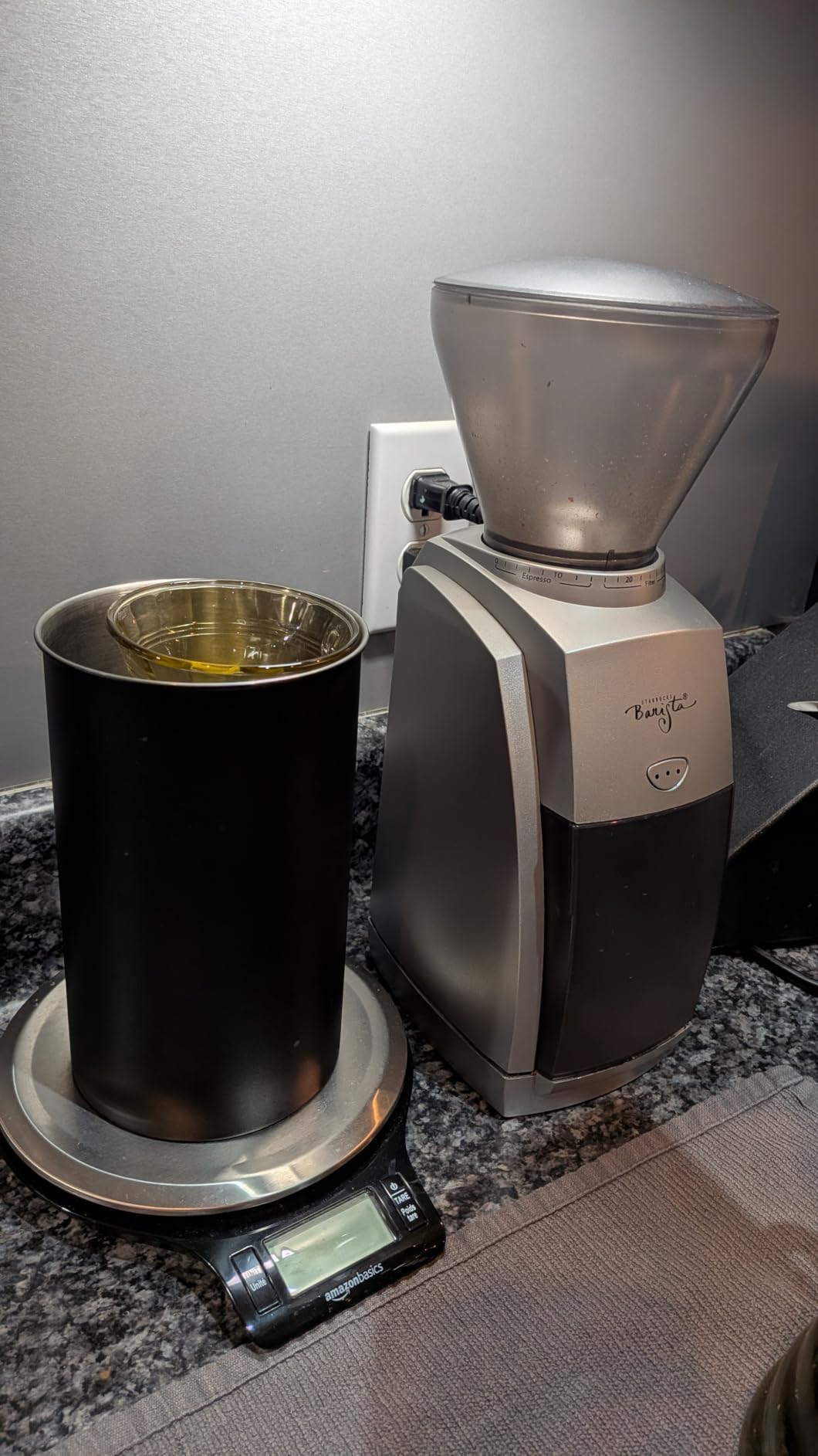 KIVY Vacuum Coffee Canister, Push Lid Preserves Coffee Aroma and Oil, Stainless Steel Airtight Coffee Canister customer photo 1