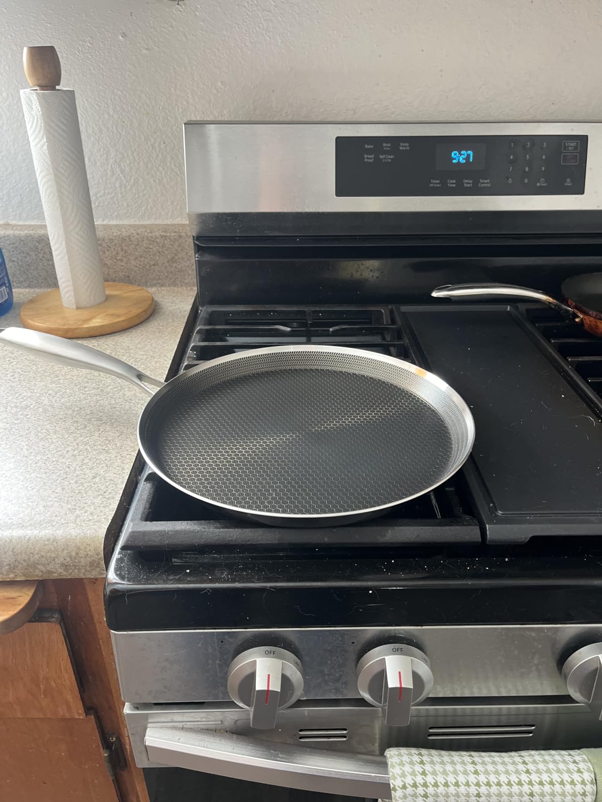 Innerwell 12 Inch Stainless Steel Crepe Pan, Nonstick dosa tawa | Honeycomb nonstick coating, PFOA-free. Compatible with All Stoves. Easy to clean. Oven Safe & Dishwasher Safe customer photo 1