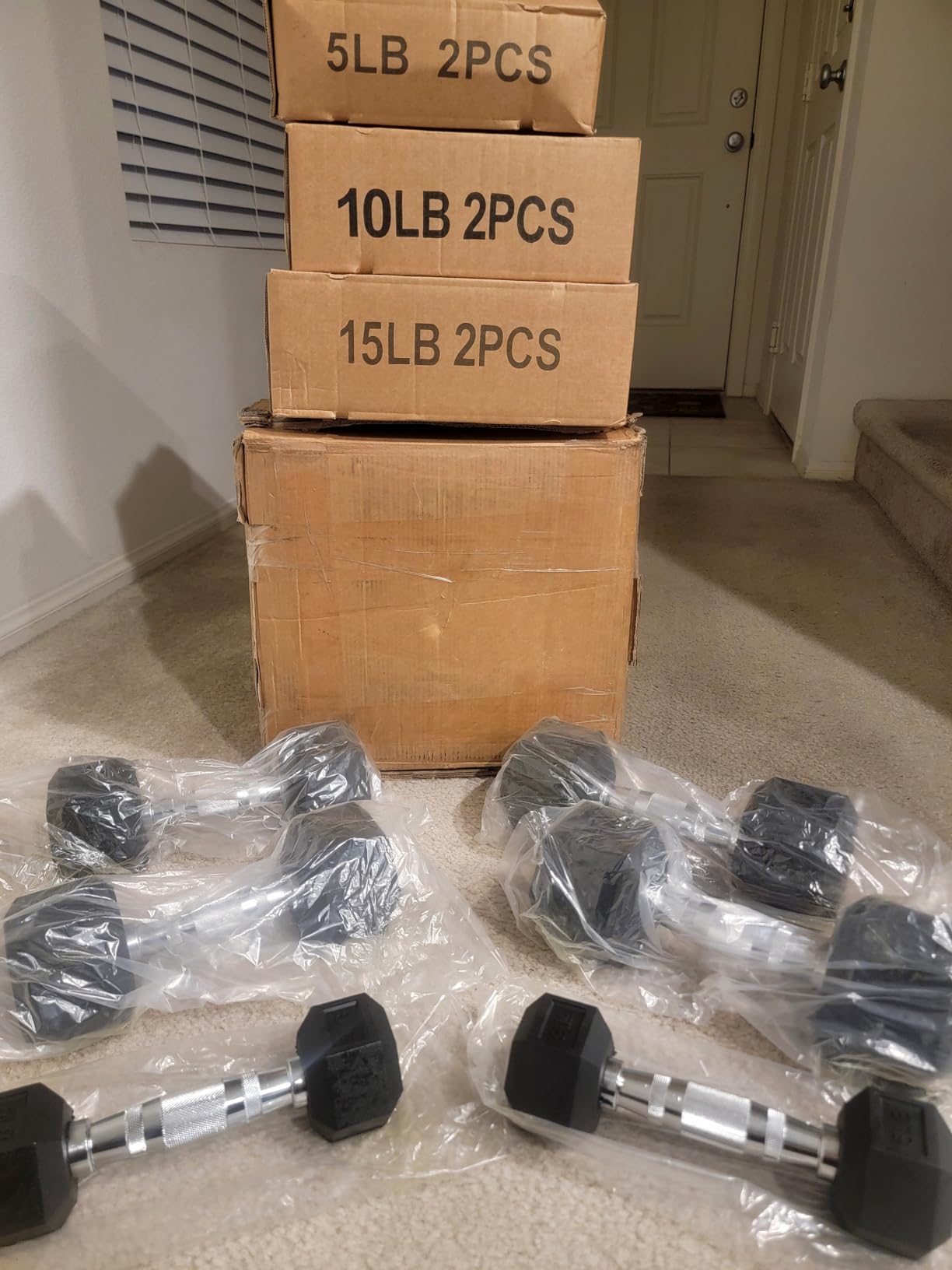 Signature Fitness Rubber Encased Hex Dumbbells with Optional Rack, 10 15 20LB Pairs and 5, 10 and 15 Pairs Weight Sets for Home Gym customer photo 2