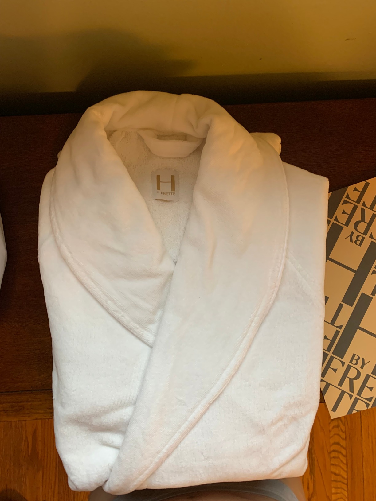 H by Frette Shawl Collar Bathrobe with Piping customer photo 2