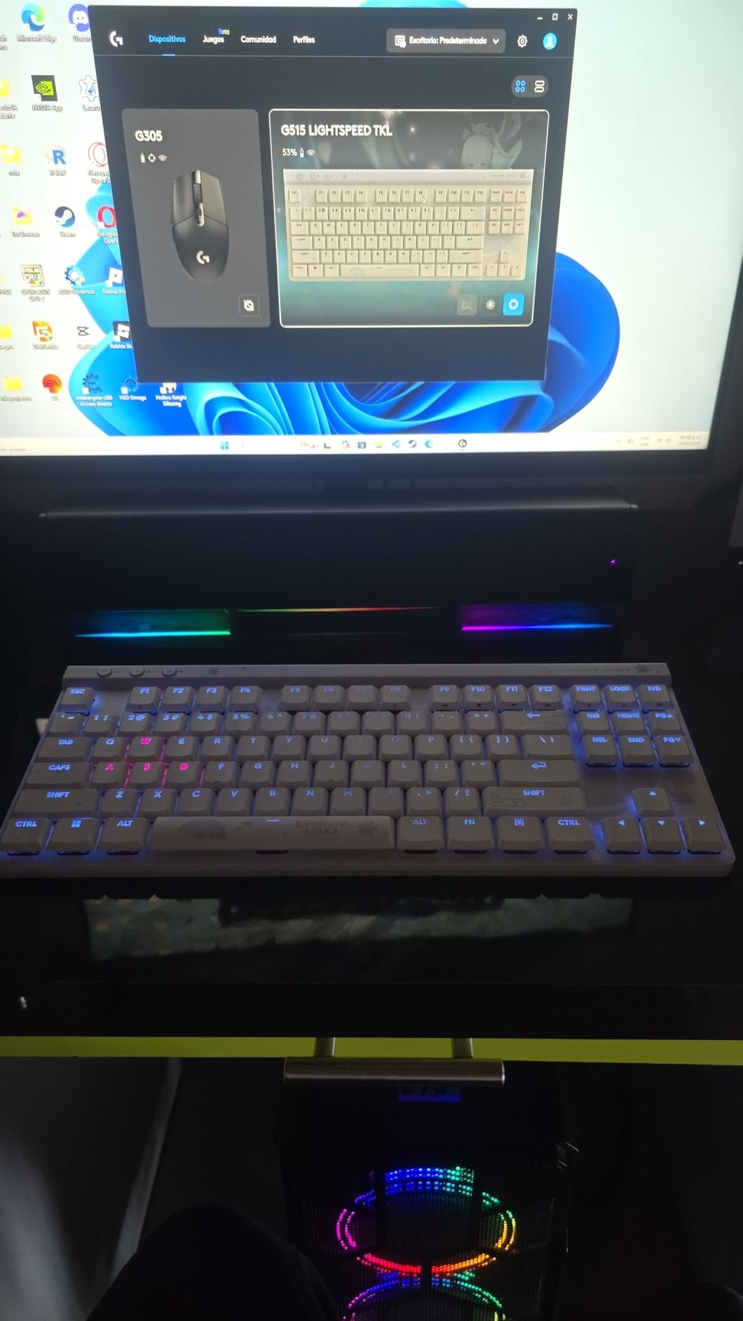 Logitech G515 Lightspeed TKL Wireless Gaming Keyboard (Tactile) - Black | LIGHTSPEED, low profile gaming, LIGHTSYNC RGB, thin tenkeyless design, PBT keycaps, mechanical switches customer photo 1
