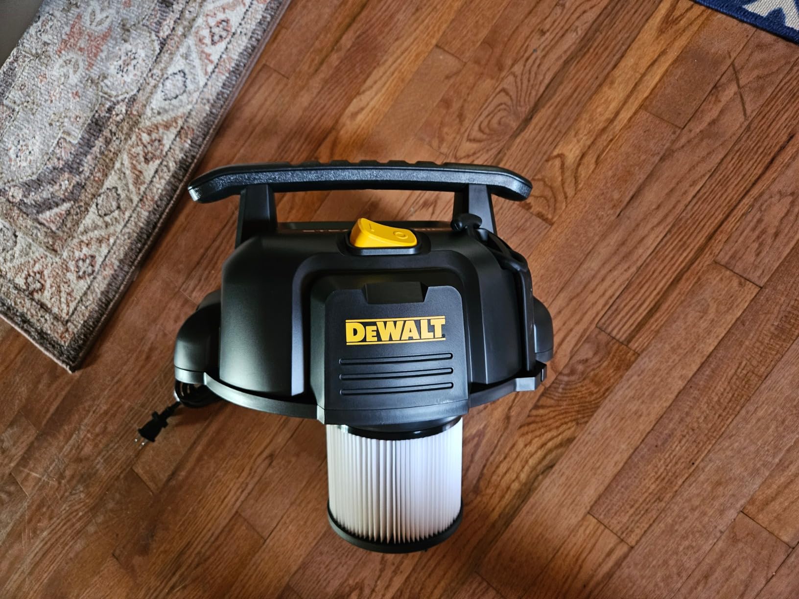 DEWALT STEALTHSONIC 5 Gallon Ultra Quiet Wet Dry Shop Vac DXV05P-QT customer photo 1