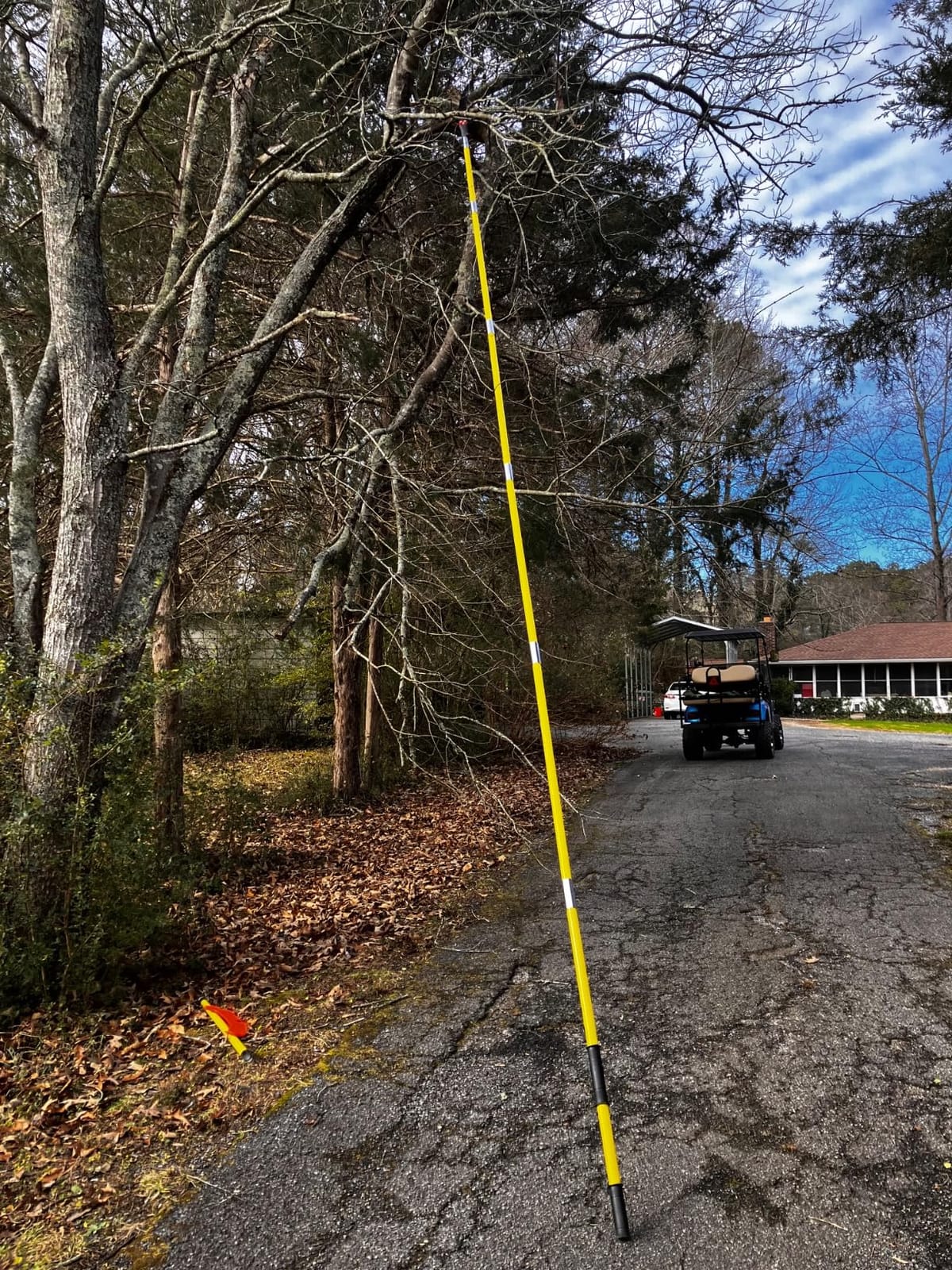 7.3-27FT Extendable Long Handle Pole Saw with Blade and Branch Scissors customer photo 2