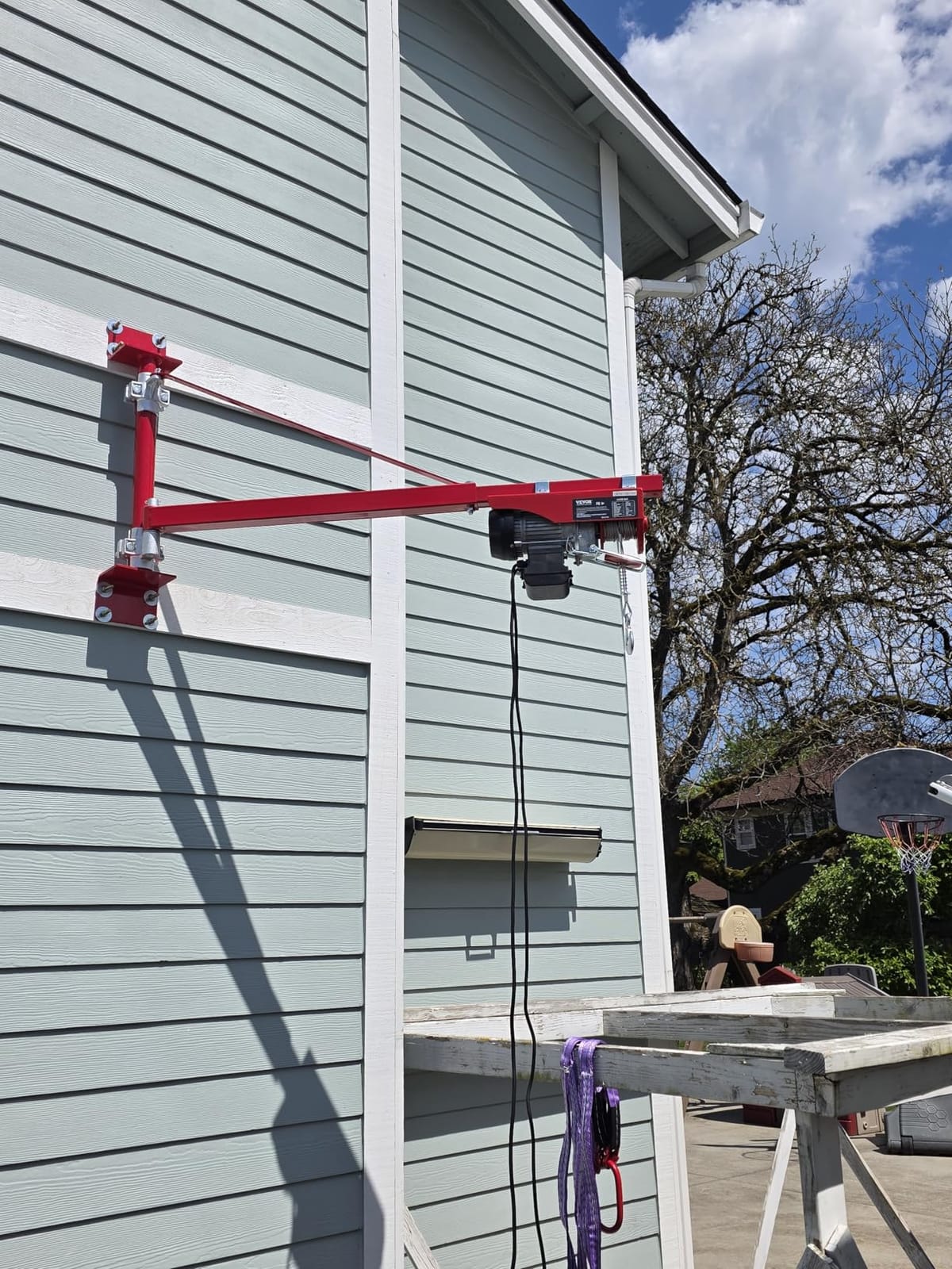 VEVOR Wall Mount Jib Crane, 660 lbs Max Load Capacity Electric Scaffolding Lift, Electric Hoist Holder Swing Arm with Pole, Steel Hoist Frame, 180° Swivel Scaffold Lifting Arm for Electric Hoist customer photo 2
