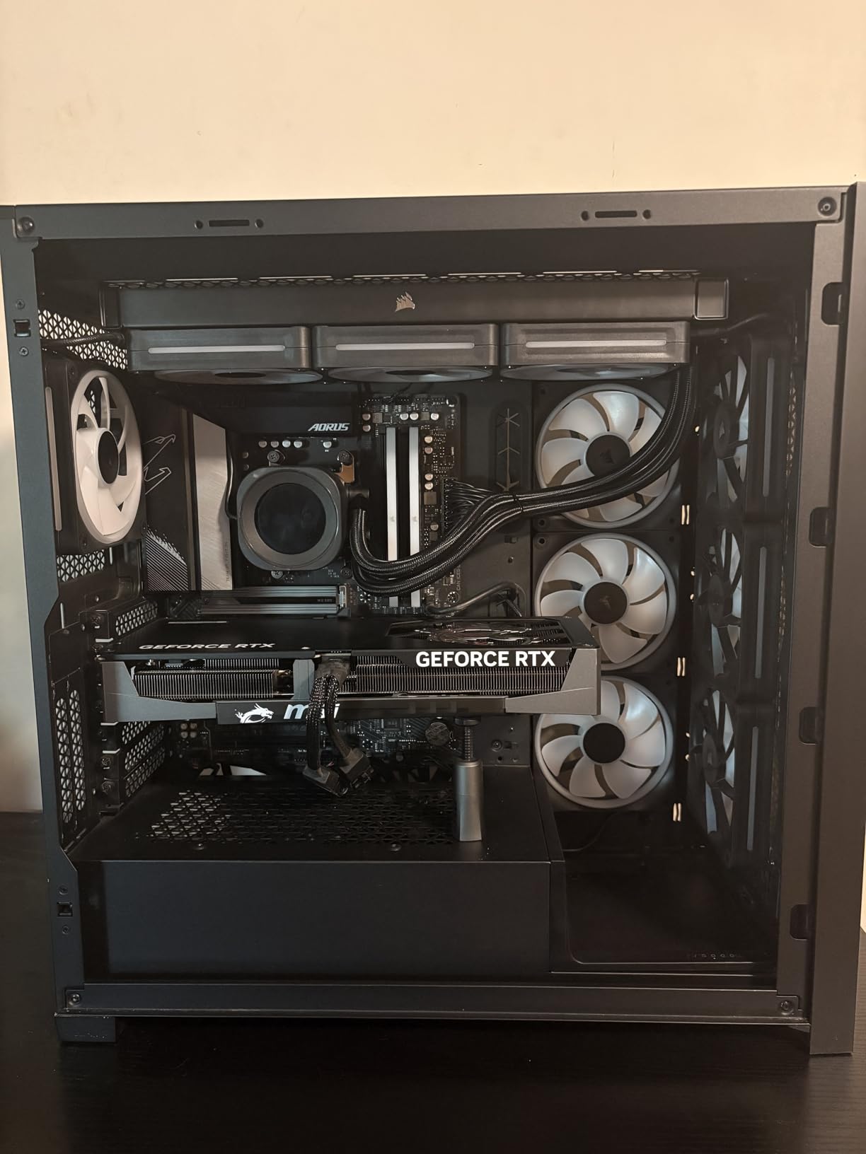 CORSAIR iCUE Link LX120 RGB 120mm PWM Fans Triple Pack - Dual Light Loops - Includes iCUE Link System Hub - CORSAIR AirGuide Technology customer photo 1