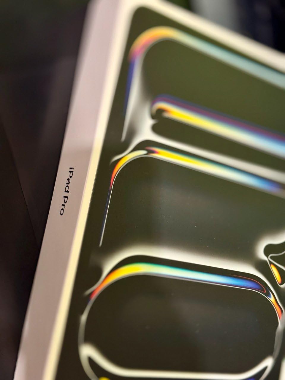 Apple iPad Pro 13-Inch (M4) Built for Apple Intelligence, Ultra Retina XDR Display, 512GB, 12MP Front/Back Camera, LiDAR Scanner, Wi-Fi 6E, Face ID, All-Day Battery Life customer photo 2