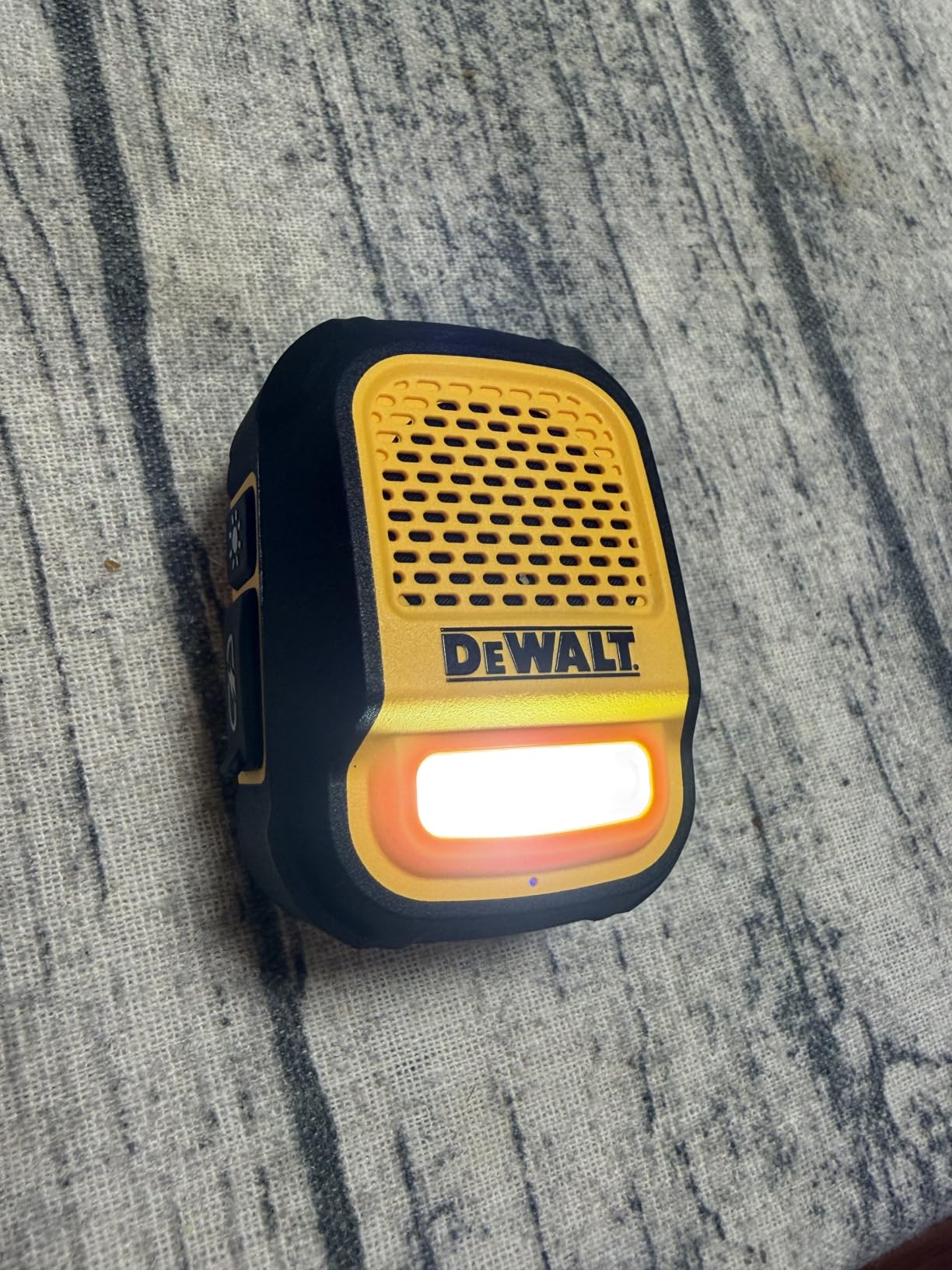 DEWALT Wearable Bluetooth Speaker, Clip-On Wireless Jobsite Pro, Yellow, Water-Resistant Portable Speaker, Built-in Mic for Hands-Free Music/Calls customer photo 2