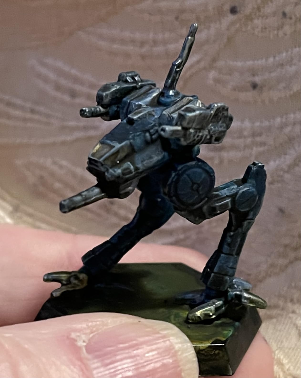 BattleTech A Game of Armored Combat 40th Edition Game by Catalyst Labs | Sci Fi Miniatures Wargame Starter Set with Tactical Mech Combat Maps Dice Rulebooks Record Sheets Pilot Cards Fiction Novella and Punchboard Terrain customer photo 1
